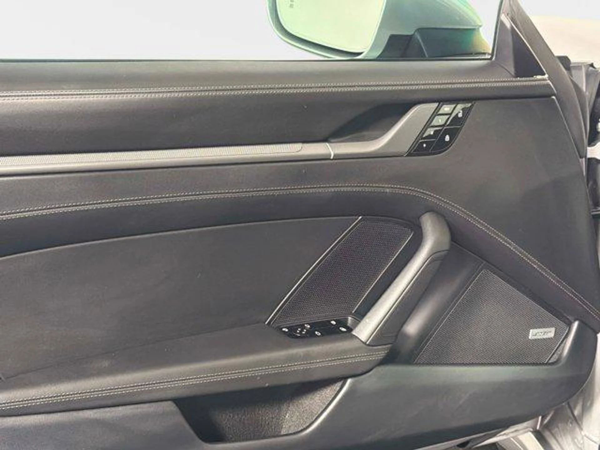 mph026_512074265_m_X_Gvl_Rgd_Lo5_Xs_TBE_0_Iz8315e4p8_45fa14b5dc