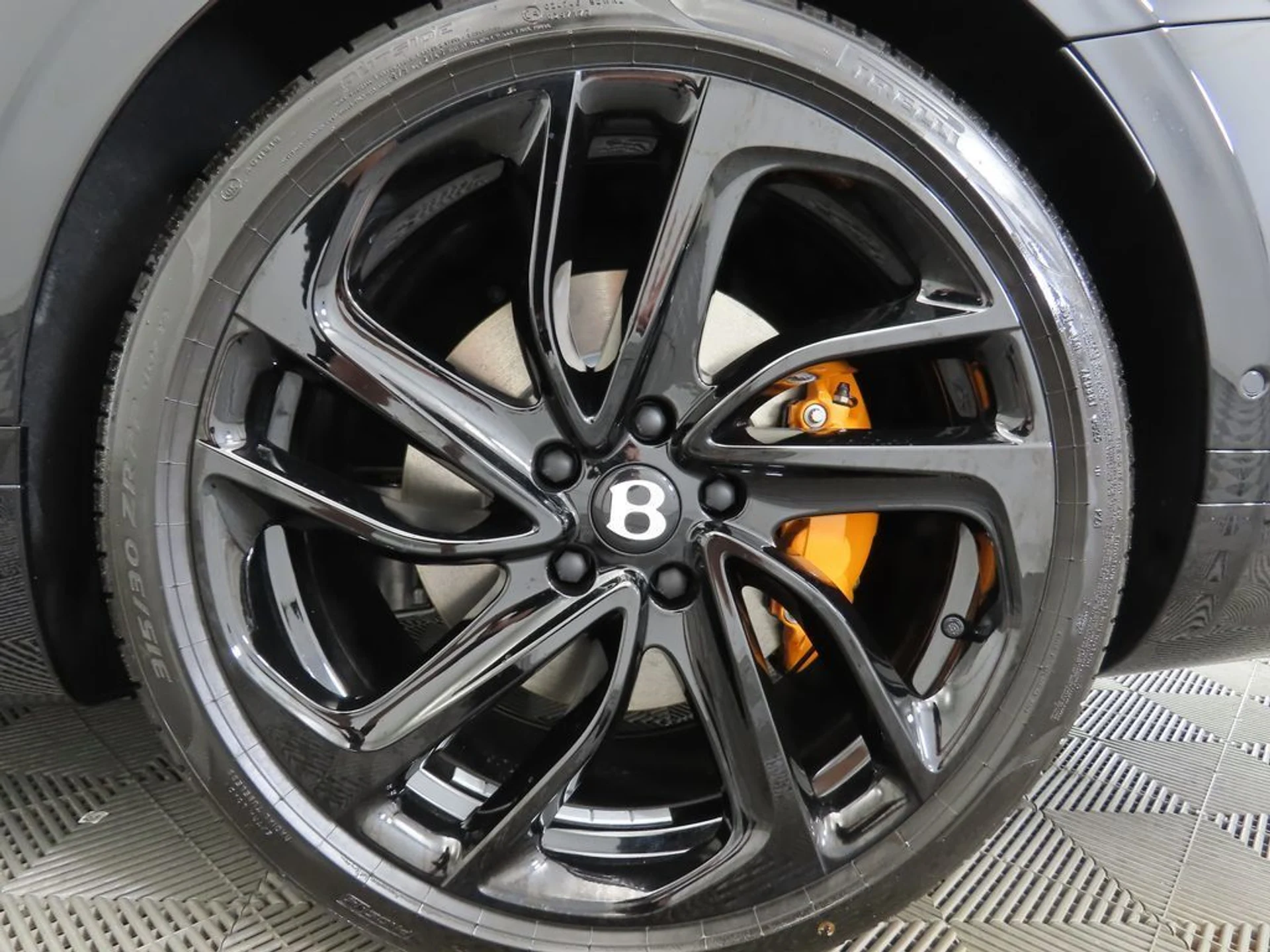 mph026_512344586_new_2026_bentley_continental_gt_speed_8119_22950935_27_1024_371a78a304