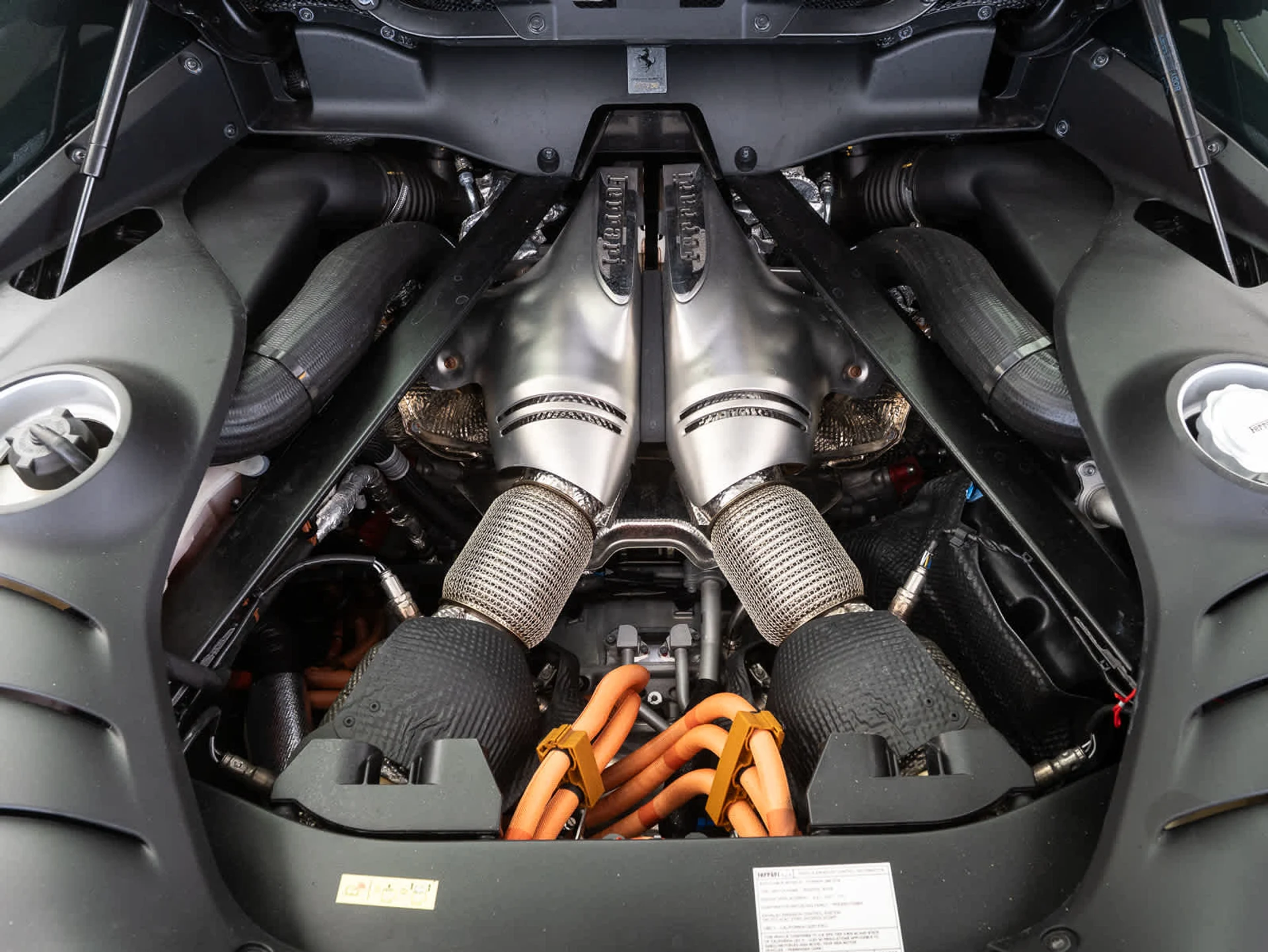 mph026_512650987_ea53a8046555e90ffe2a14b4fa005c91x_1e92cdaca8