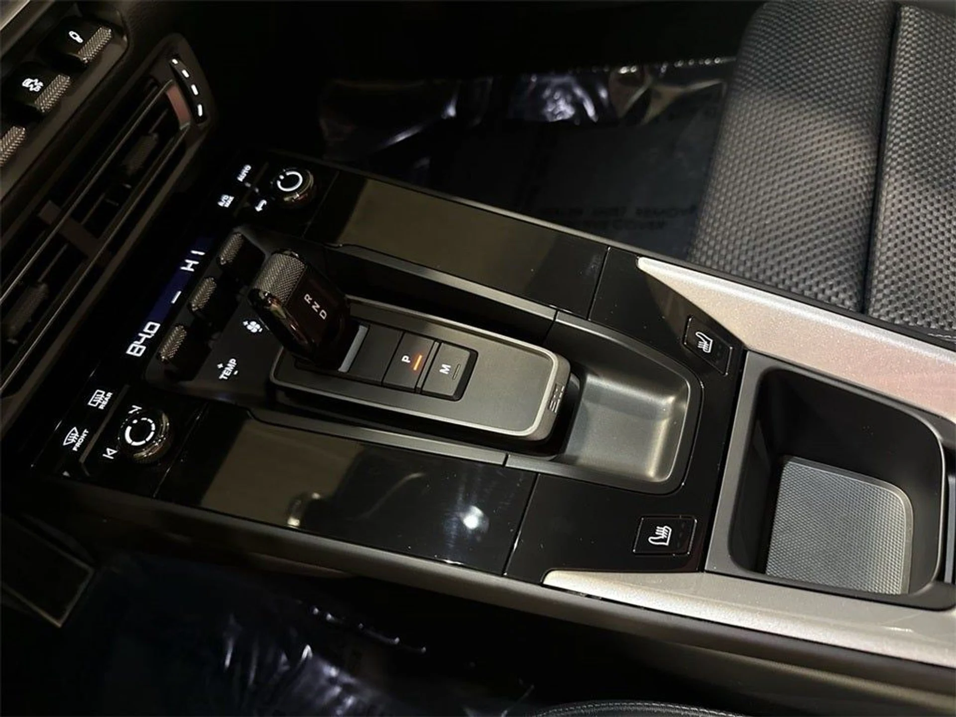 mph026_516657484_27_26cb32dbba