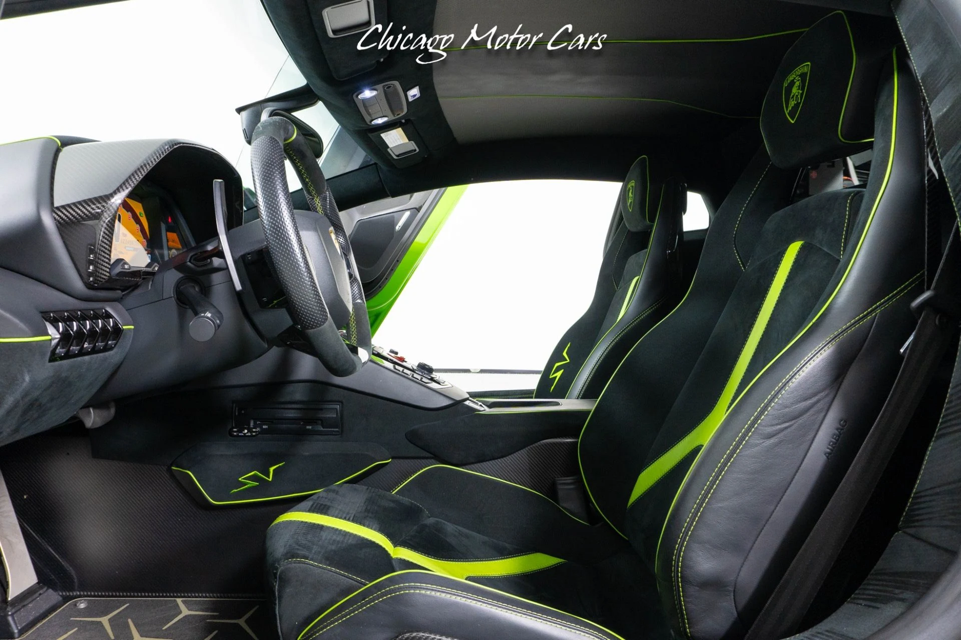 mph026_518933606_13065_p27_l_615aa19bed