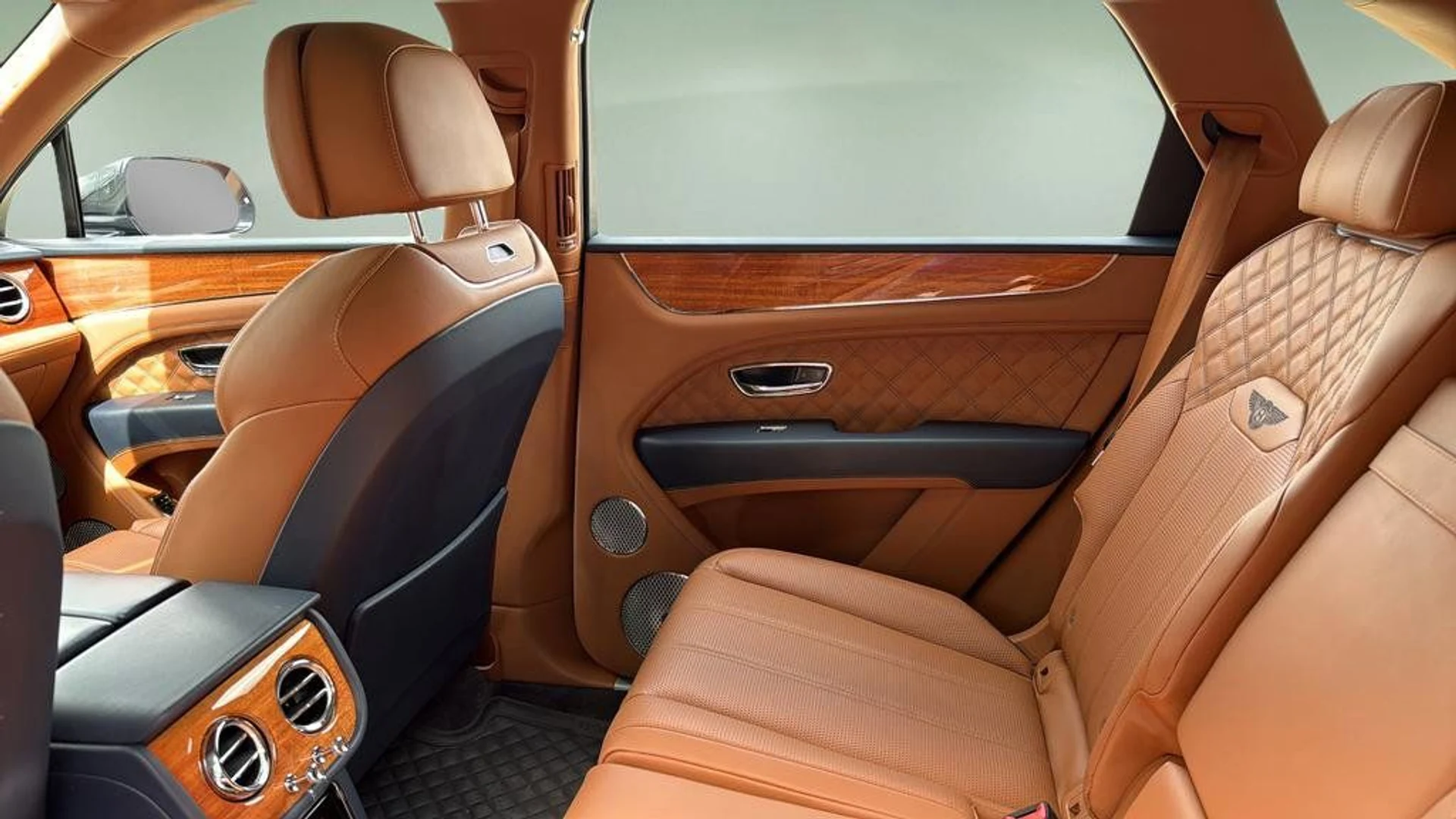 mph026_51996536_41df97c9f8a04780a19fe0ed1433cc9e_ca949b64e2