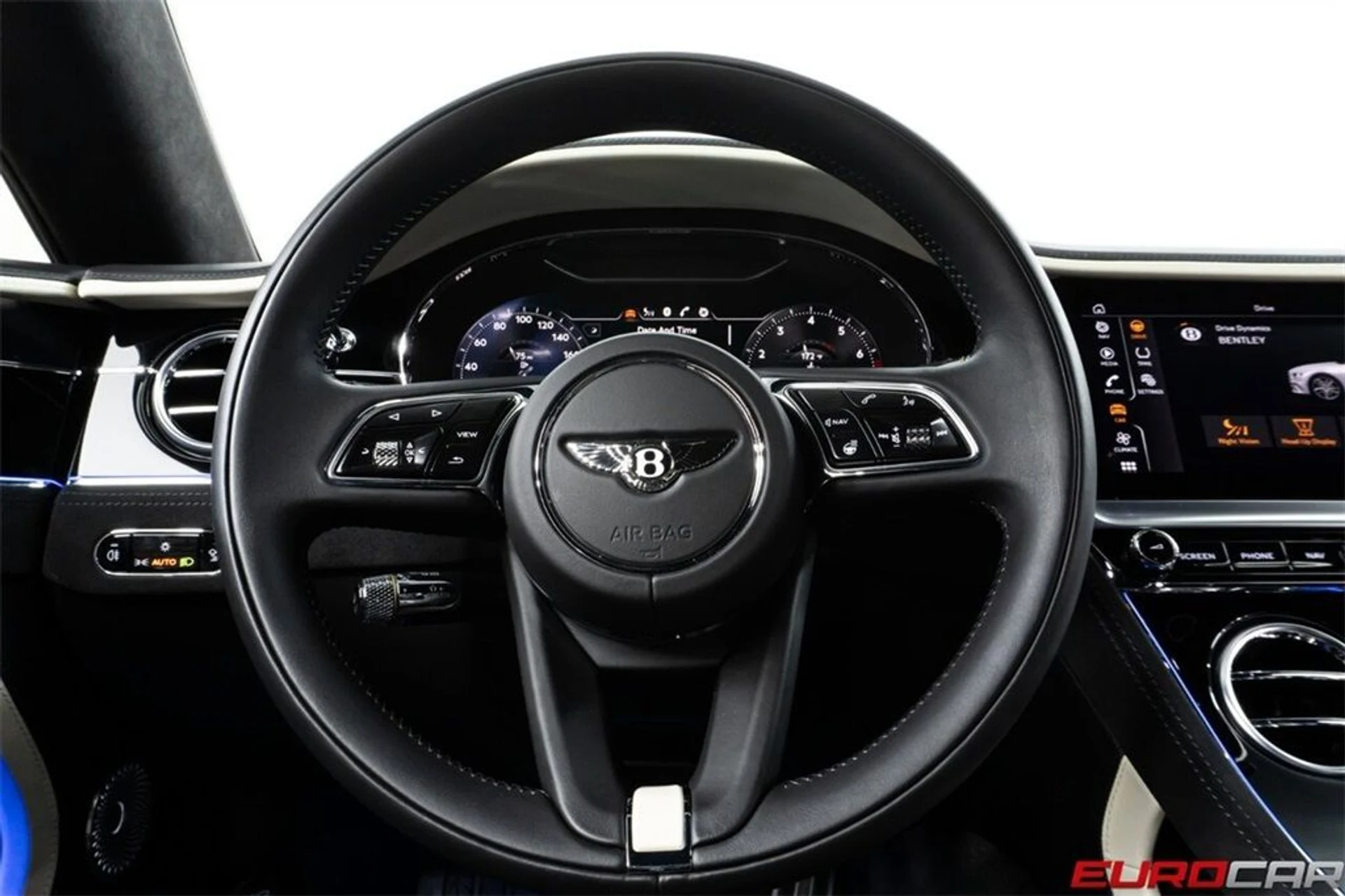 mph026_52003848_image_27_ad754a135b