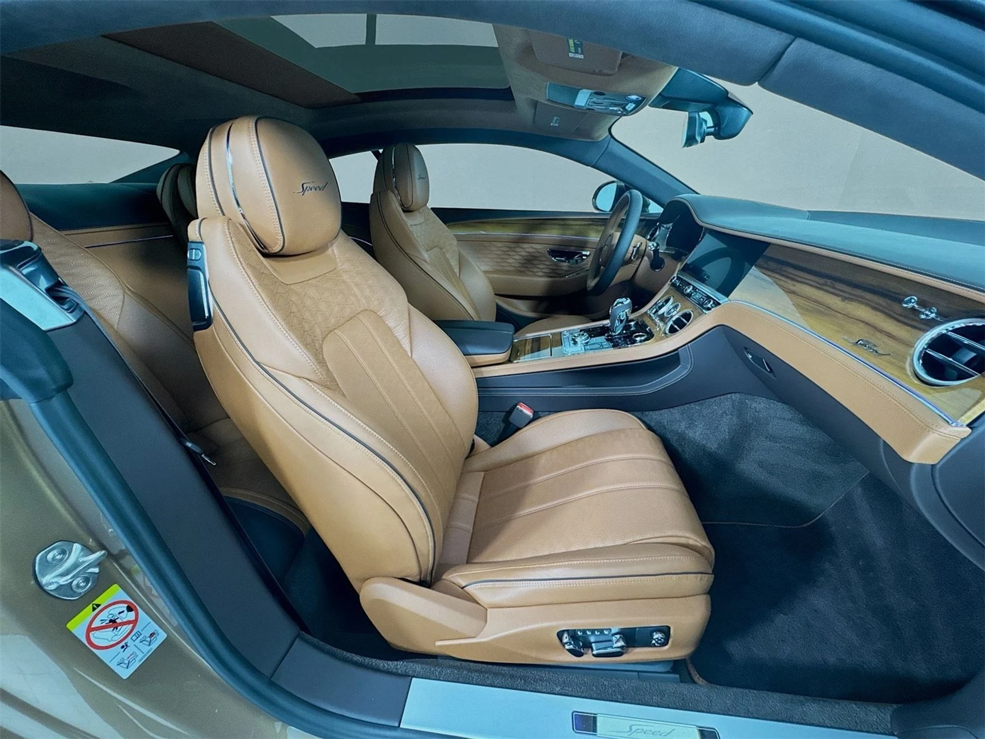 mph026_526976593_99c2072e57de52234021d6baae151713x_0abe3942f3