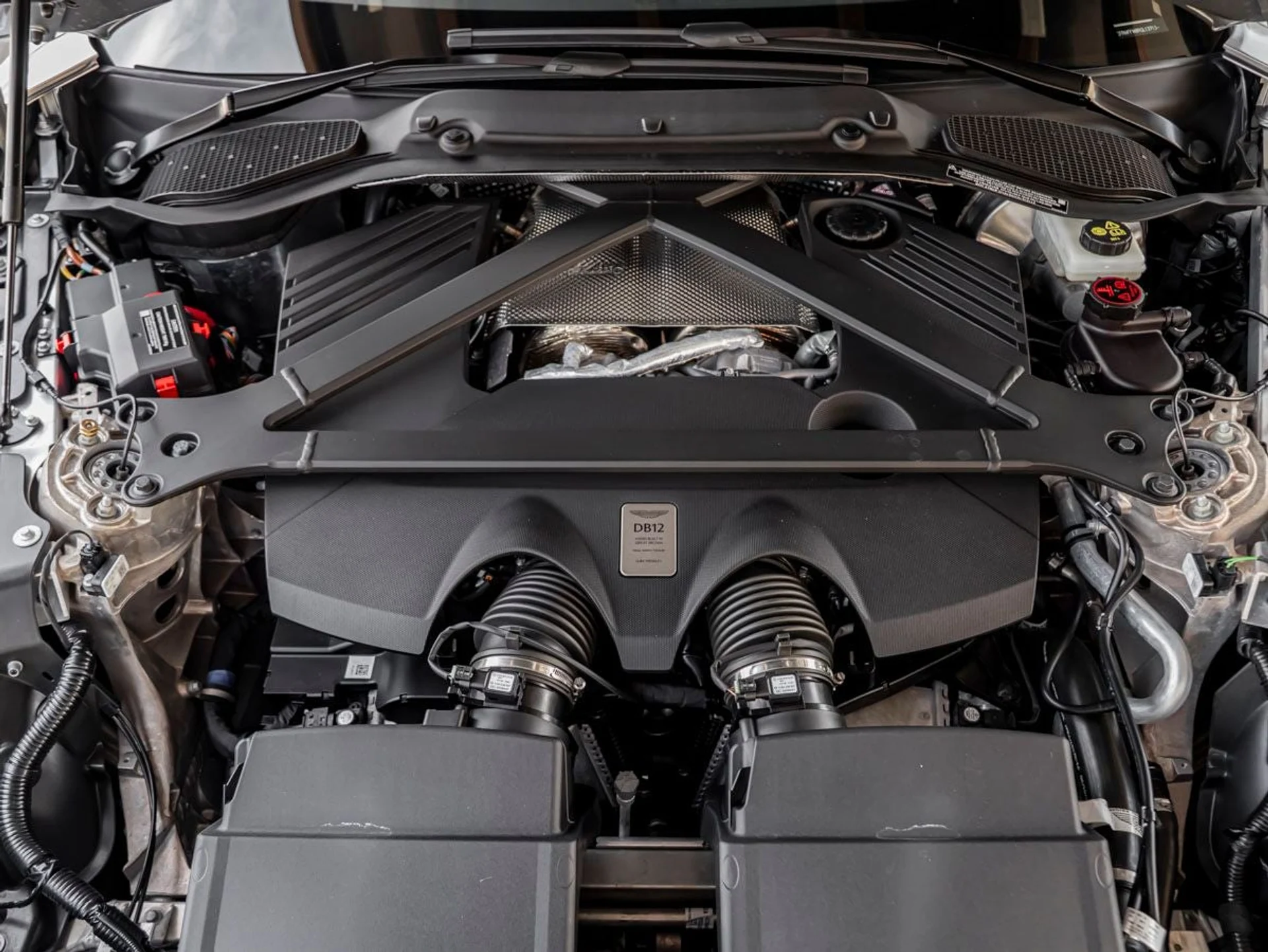 mph026_527415989_27_21f59d71b7