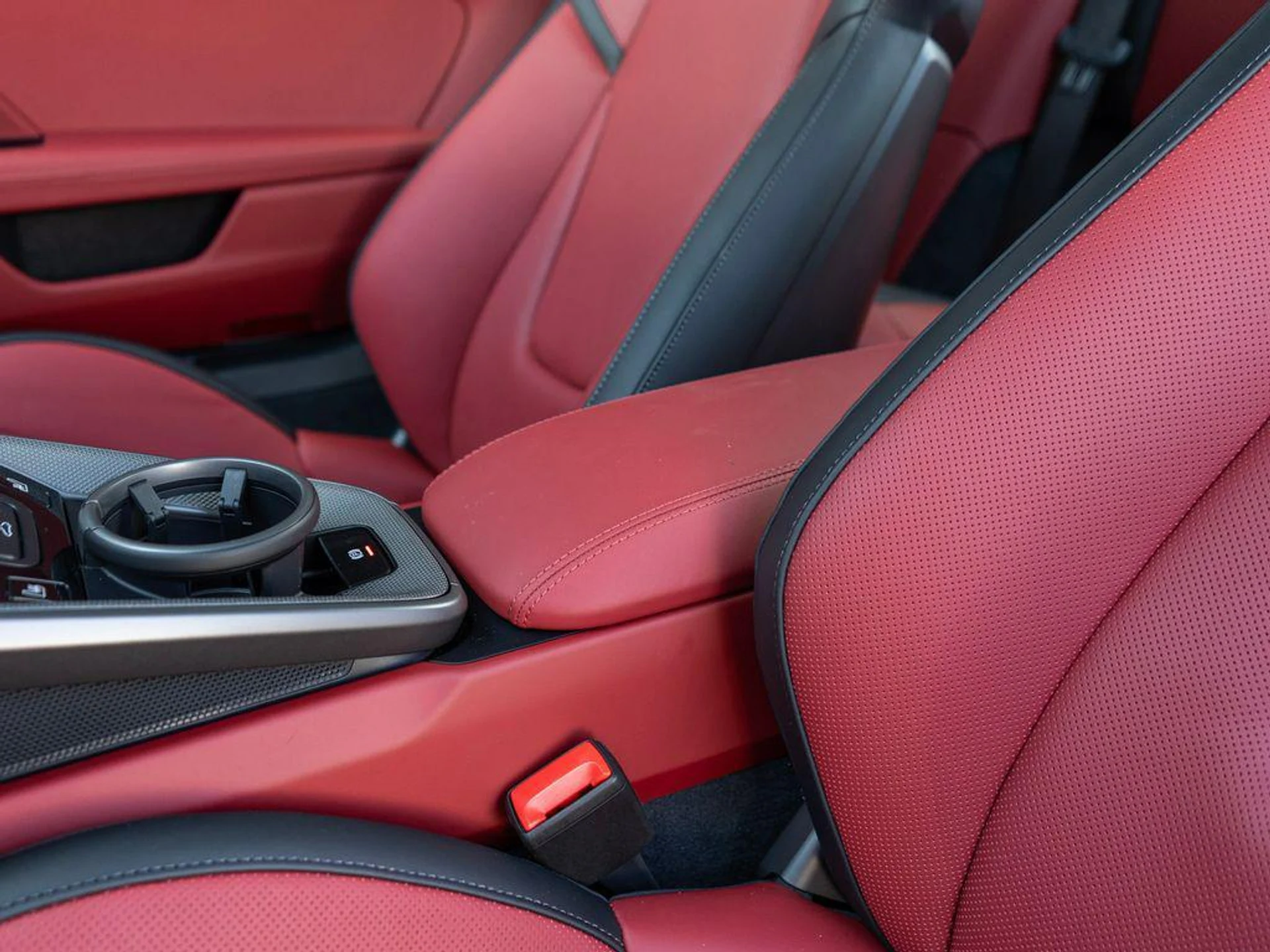 mph026_531305894_Qg_Tmk_Gv_Ka2zd_v8_Mwkgn4_Gdd_S1_U_09e56c33fd