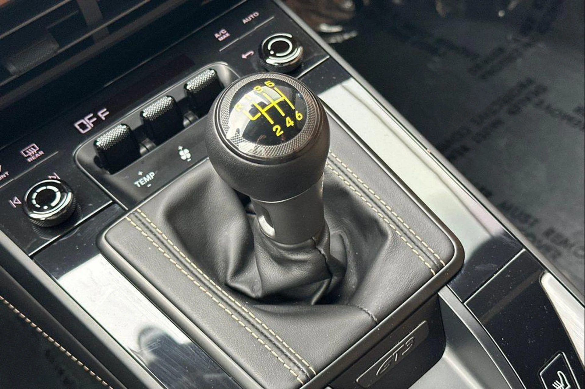 mph026_532117784_W207_Du_Ip_VJI_Oqd5s_P0_OWBI_19_Cjo_826cb1db42