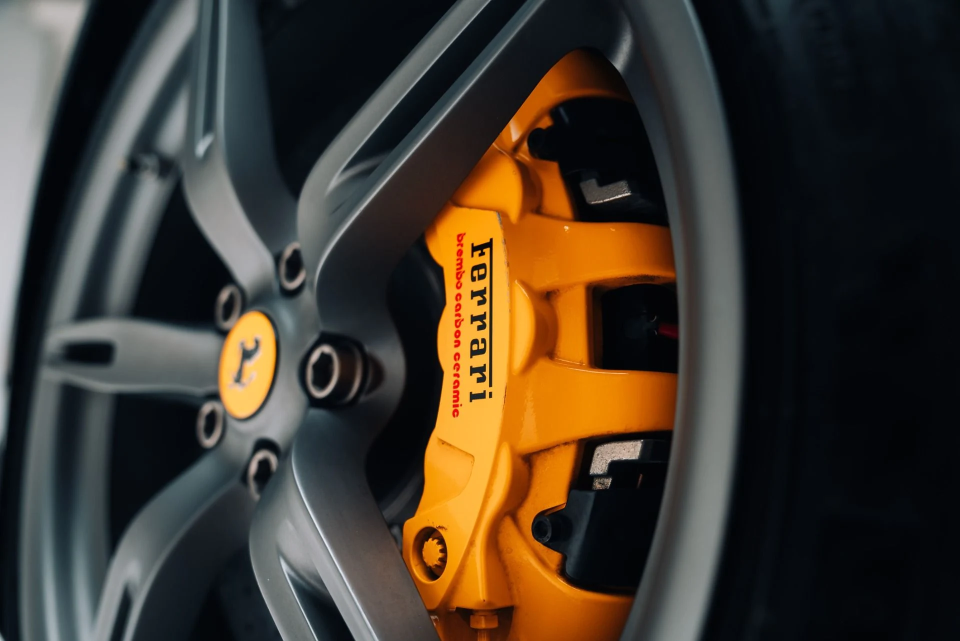 mph026_54080766_Used_2015_Ferrari_458_Speciale_1762994969_076d0b3e07