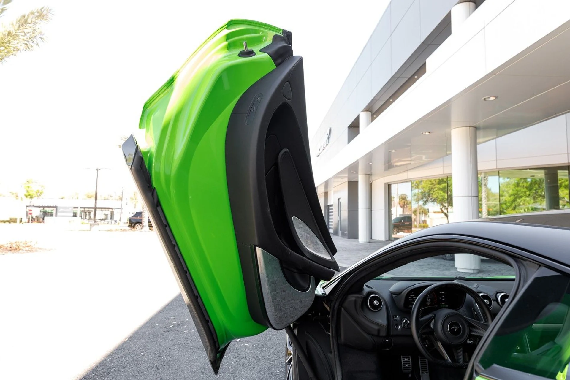 mph026_542222564_466_p27_l_31ee02f09b