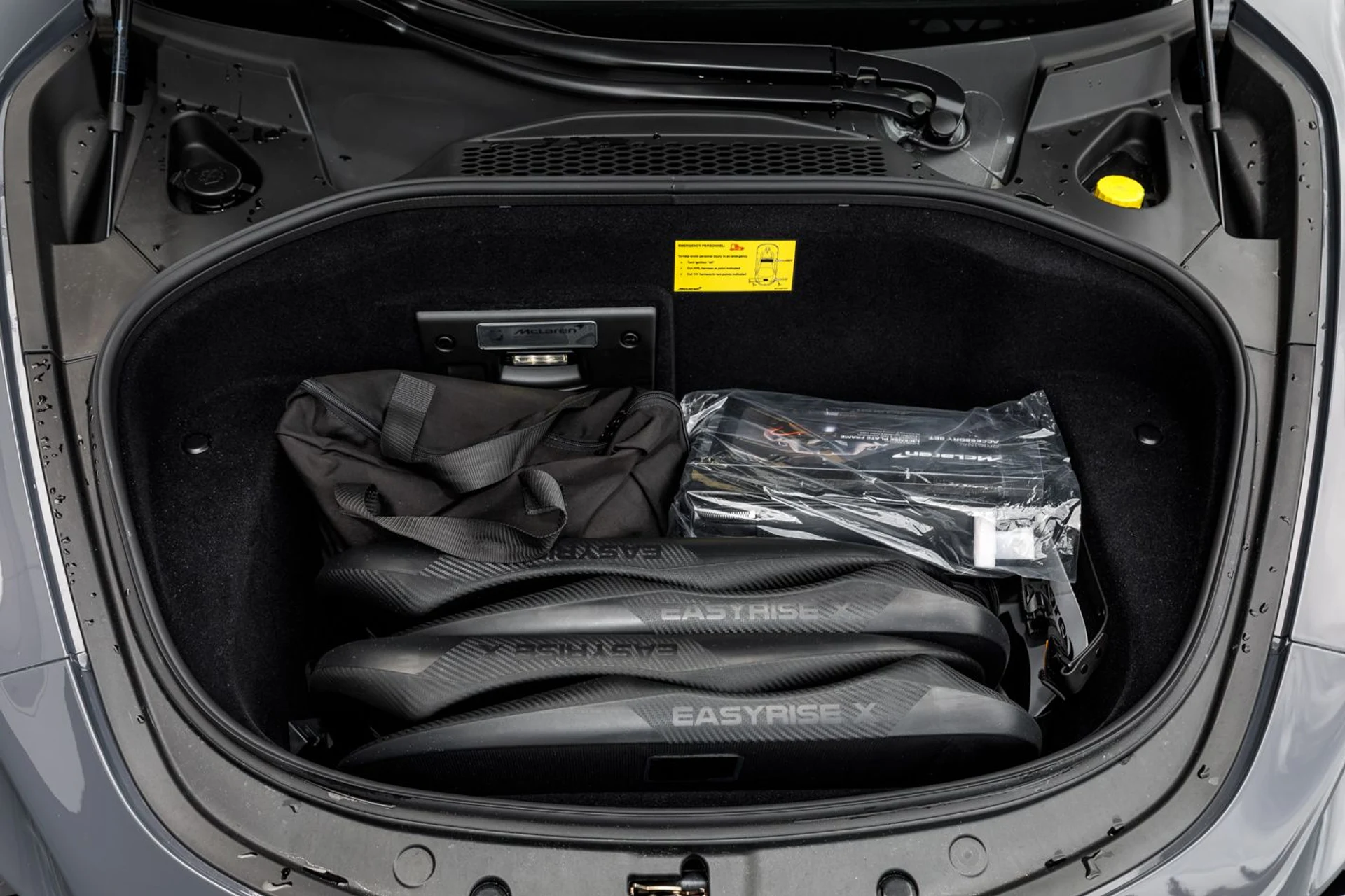 mph026_544684469_591_p27_l_b8e9f9231b