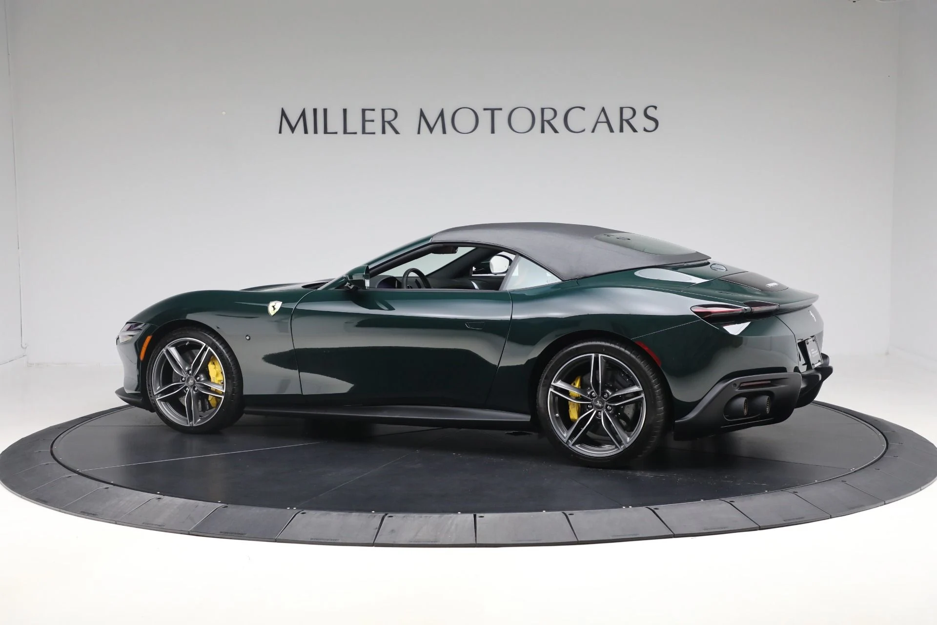 mph026_548496147_Used_2025_Ferrari_Roma_Spider_1773763660_78203478eb