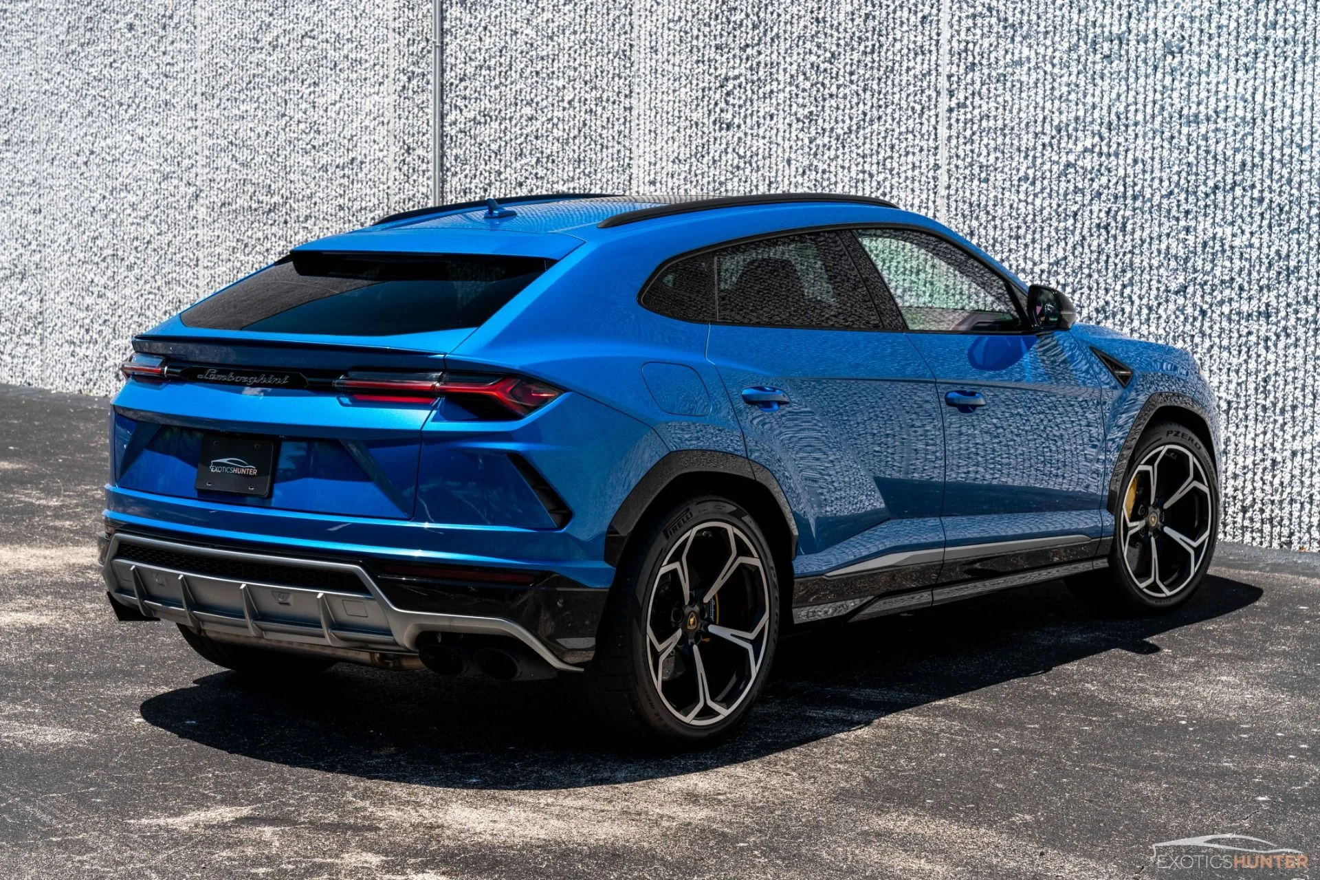 mph026_550443997_Used_2019_Lamborghini_Urus_HIGH_266_K_Sticker_w_EVERY_Desirable_Option_1683572182_ef3d956d35