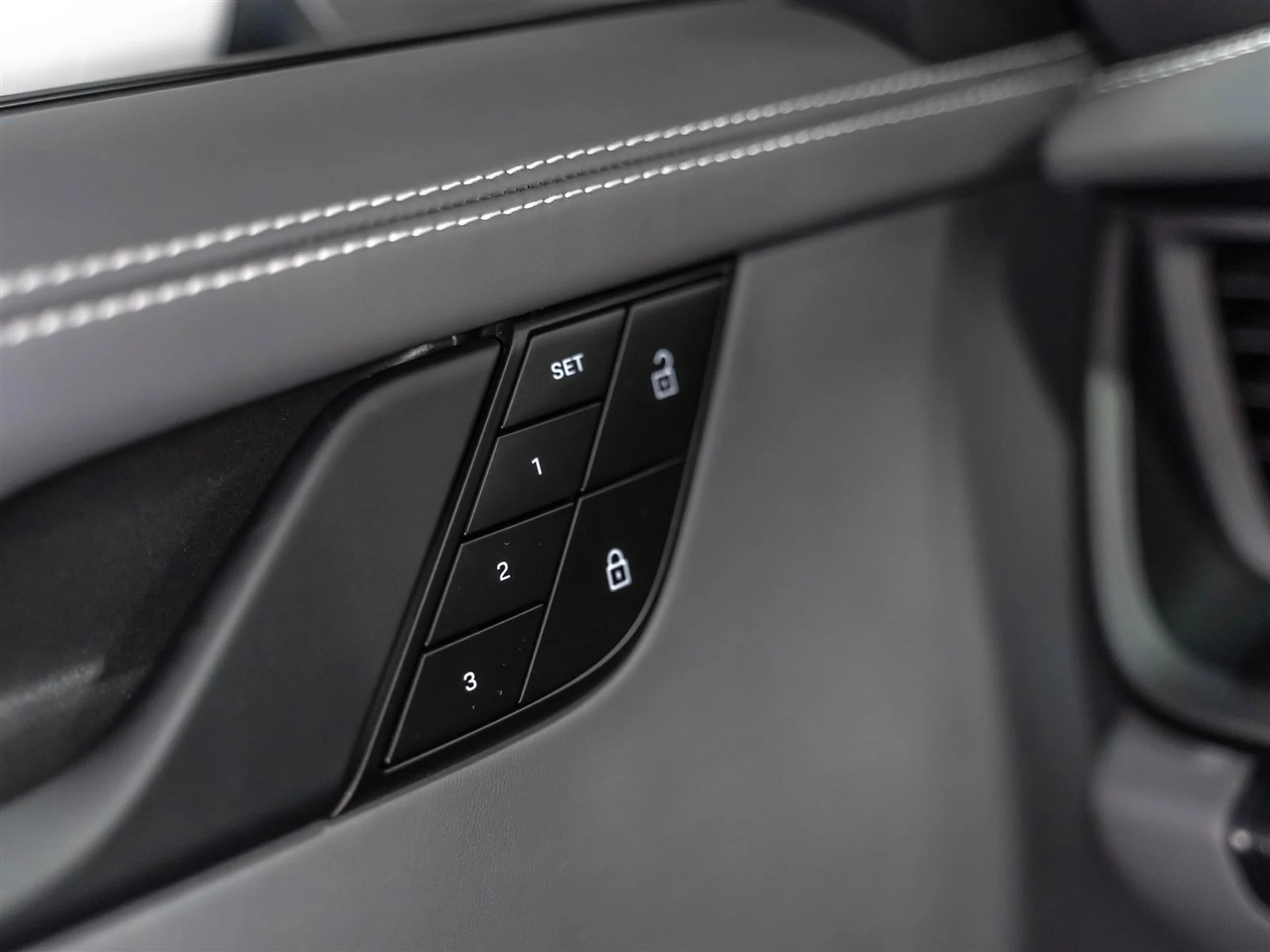 mph026_551385700_47b6a8a1_a531_44b3_b465_0a32eeb559ef_2bd94c99ea