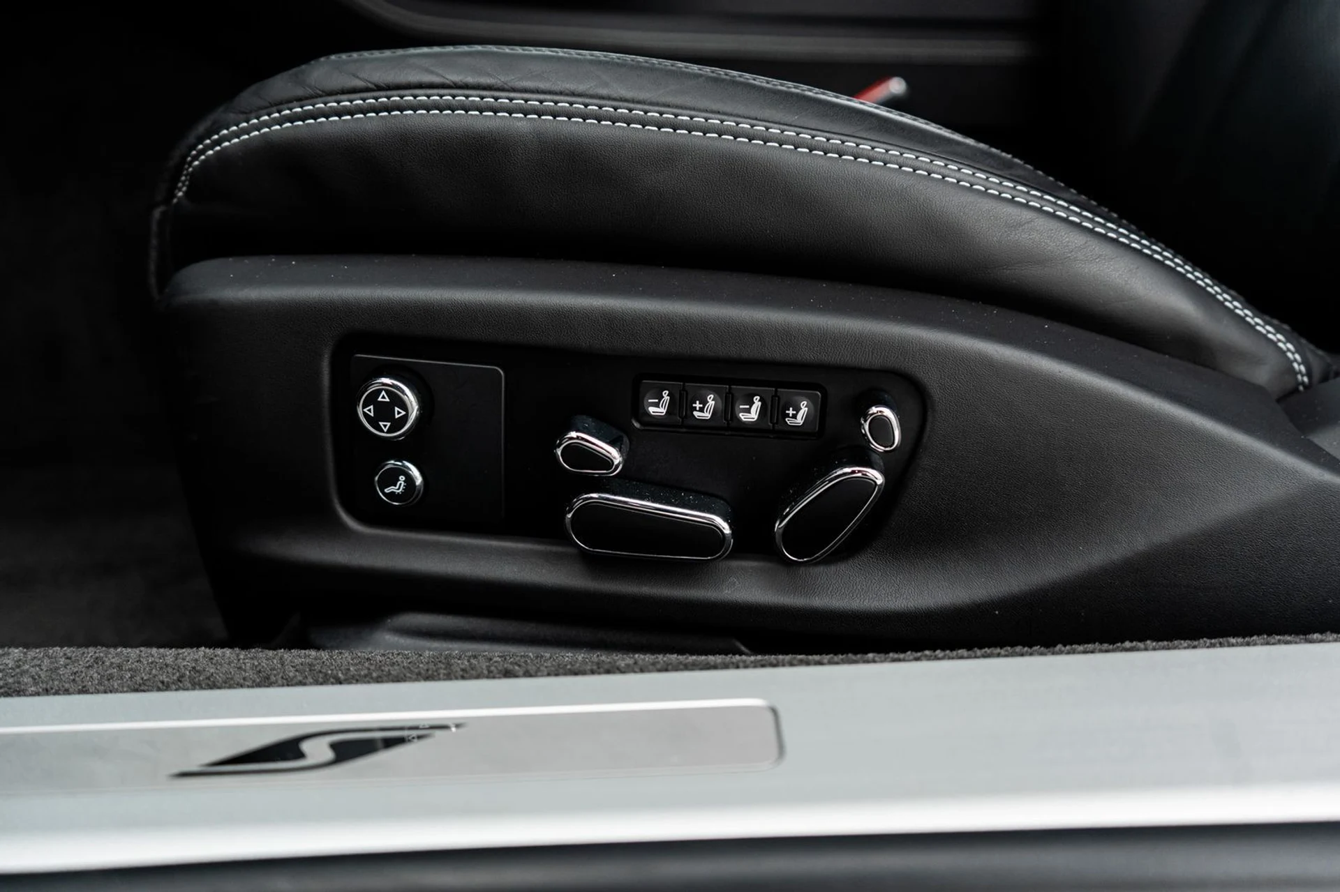 mph026_554693598_1461f424_e666_47dc_9c3f_d1f2163b8e8b_8316db1700