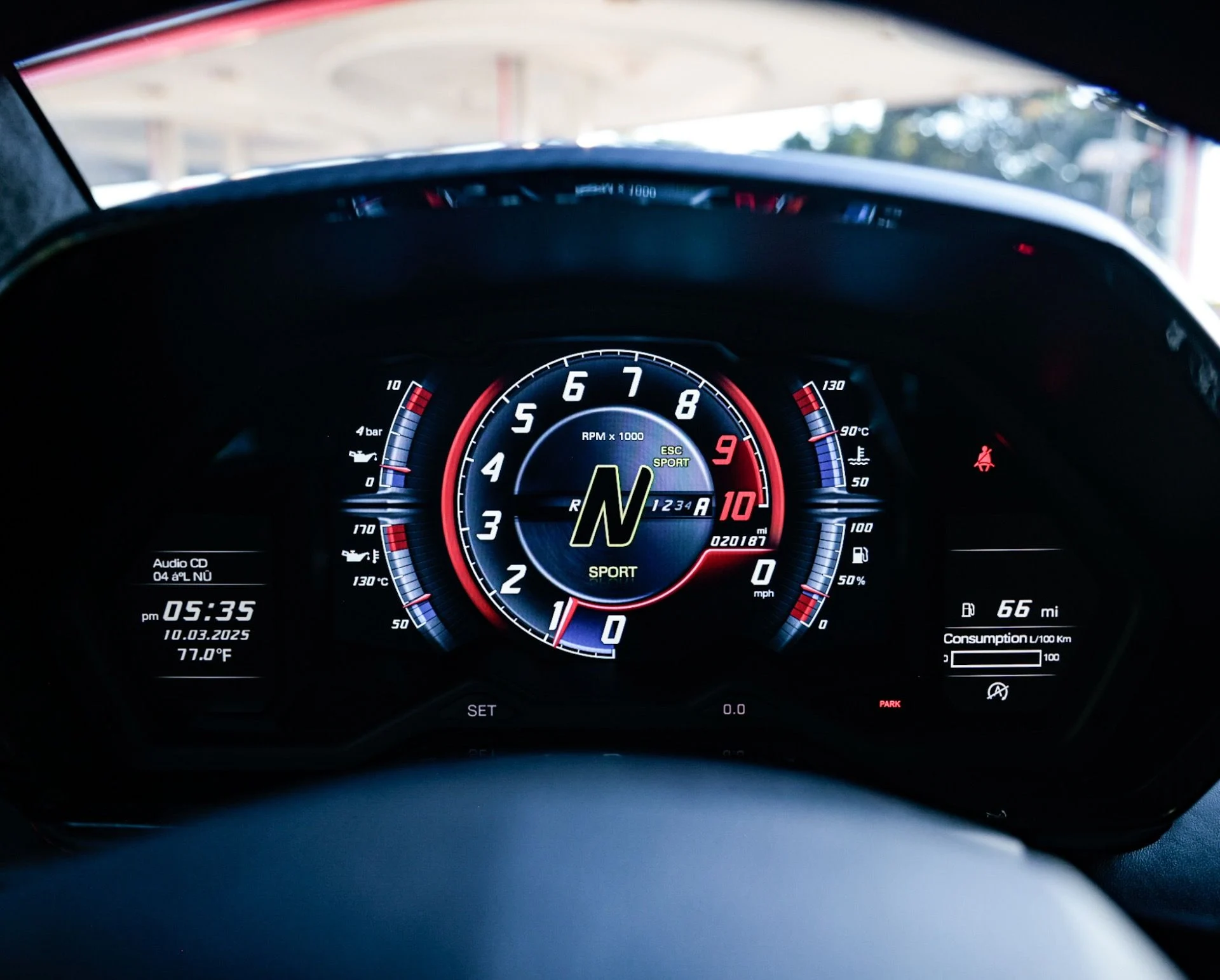 mph026_558725019_Used_2018_Lamborghini_Aventador_S_1762208355_754e50b40a