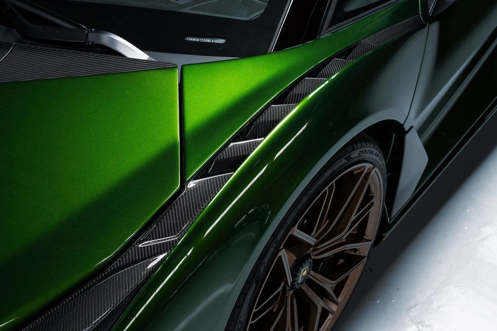 mph026_562874040_ebf53cda47ed2f241b050e187dbea83fx_41a6d7f237