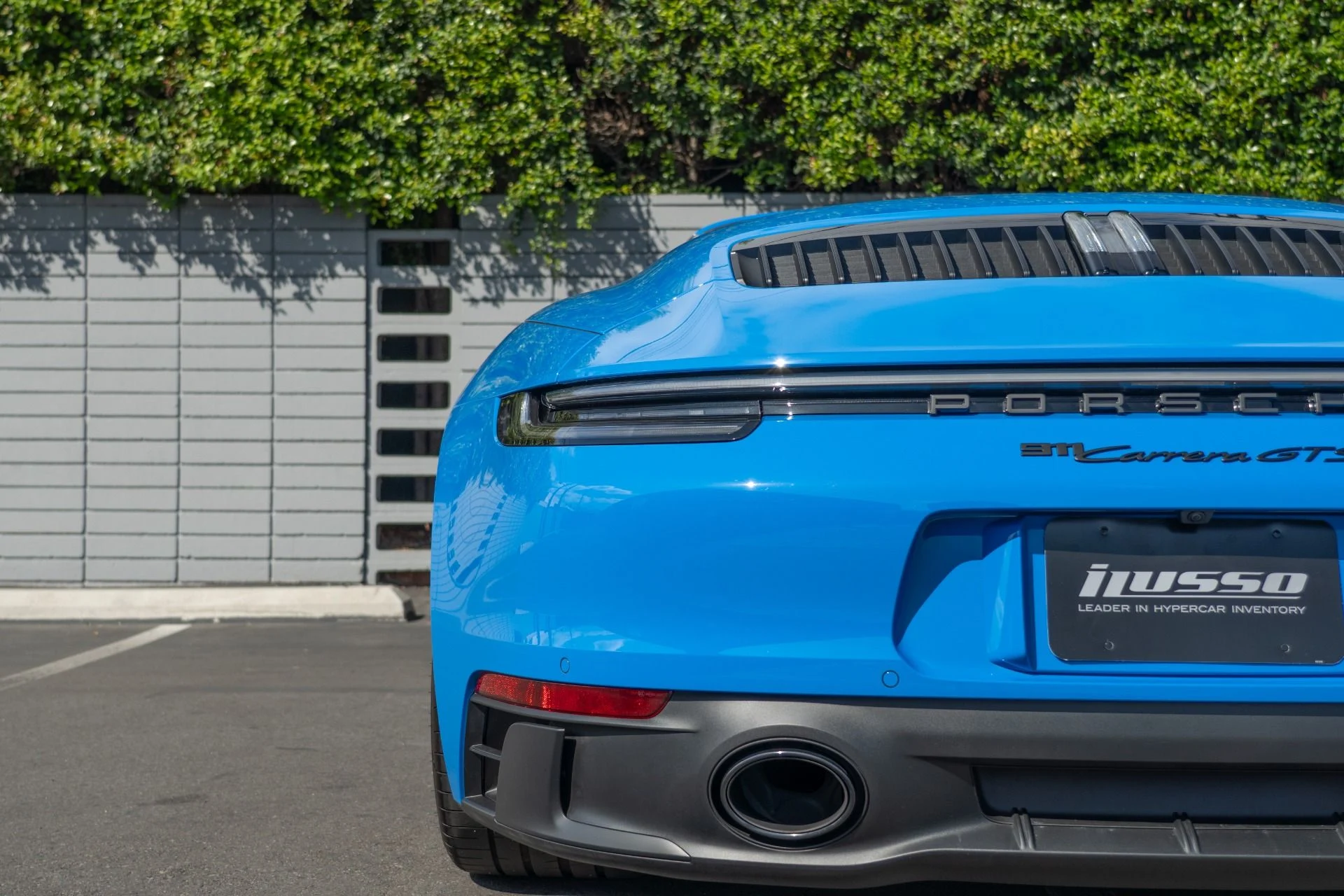 mph026_565590027_Used_2023_Porsche_911_Carrera_GTS_1759352953_d4b0e8064d