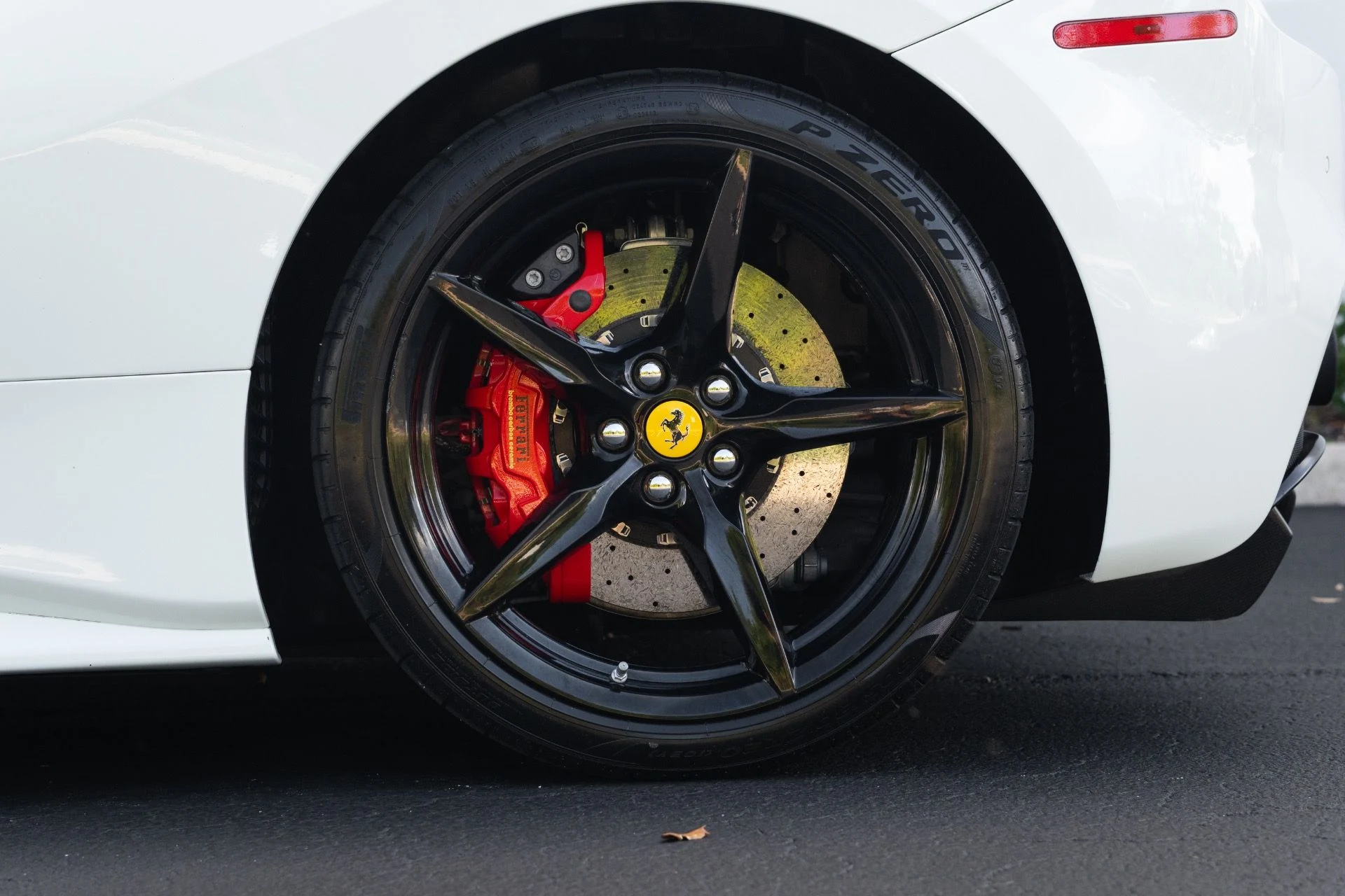 mph026_569534599_Used_2017_Ferrari_488_GTB_1776194926_d610e017bc