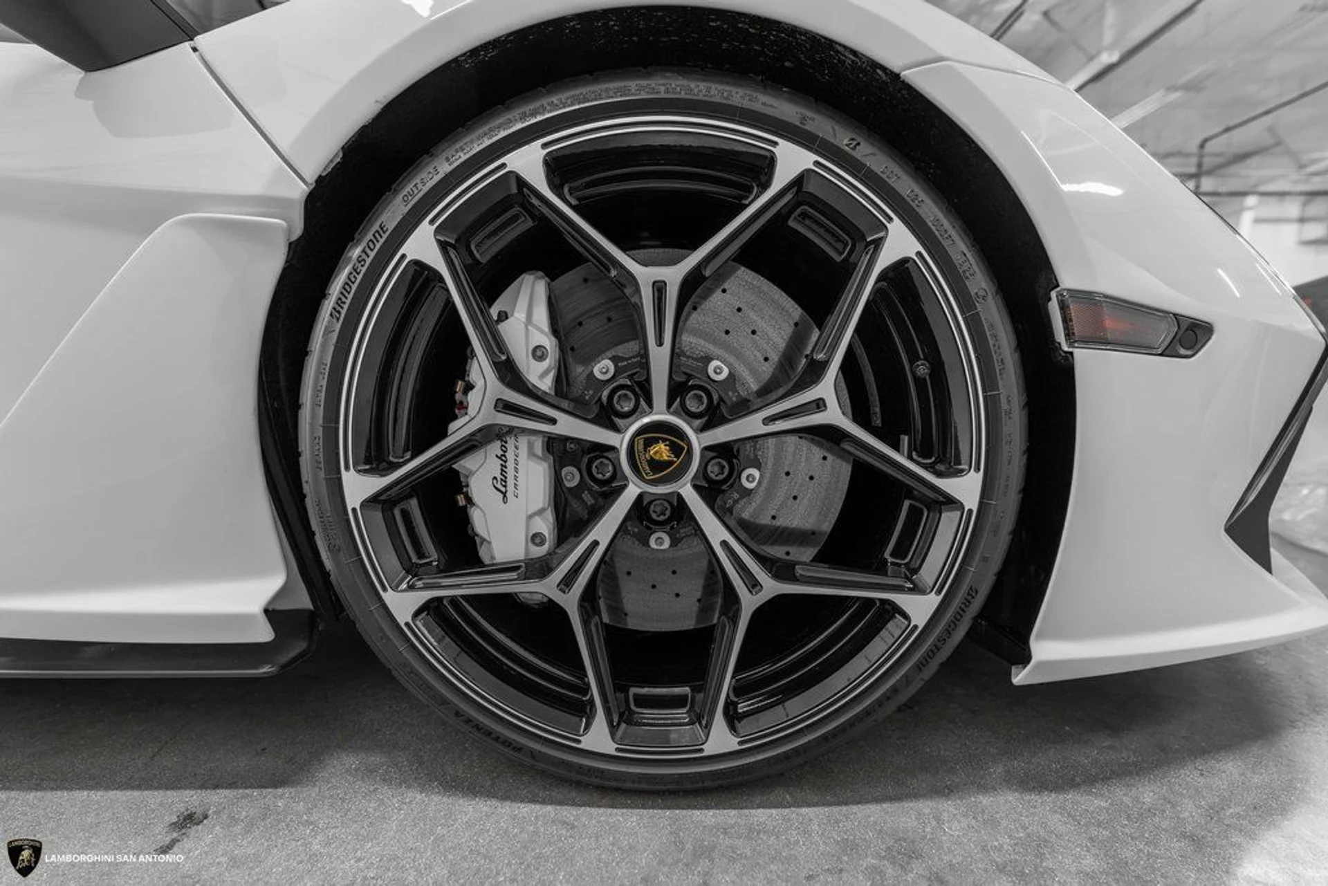 mph026_569639113_5b3cda86d36a99dc90517d3385aa7219x_e1a042ae9c