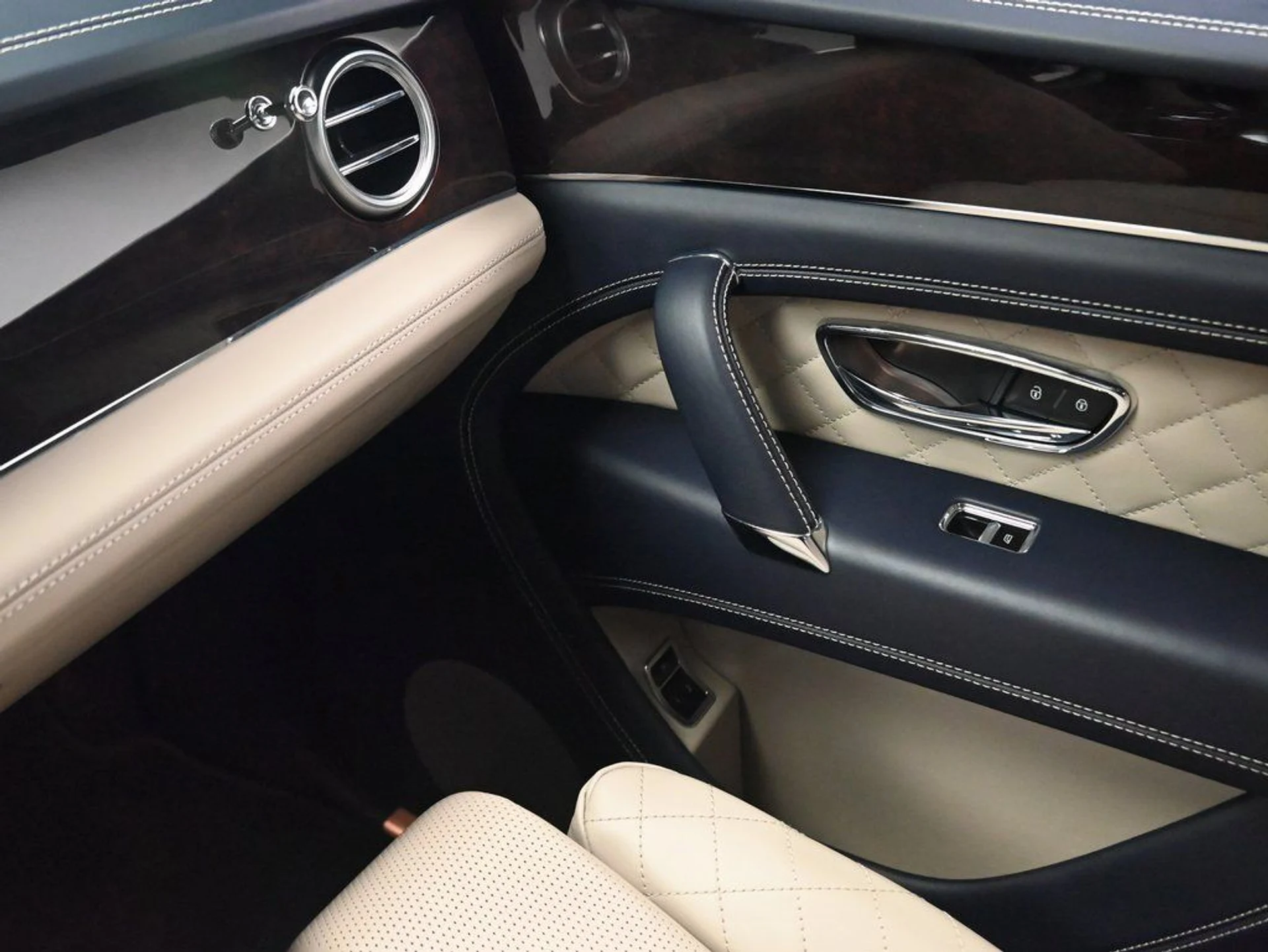 mph026_573061272_6d5300054a78413dbd0ee8a62b580189_09796a811e