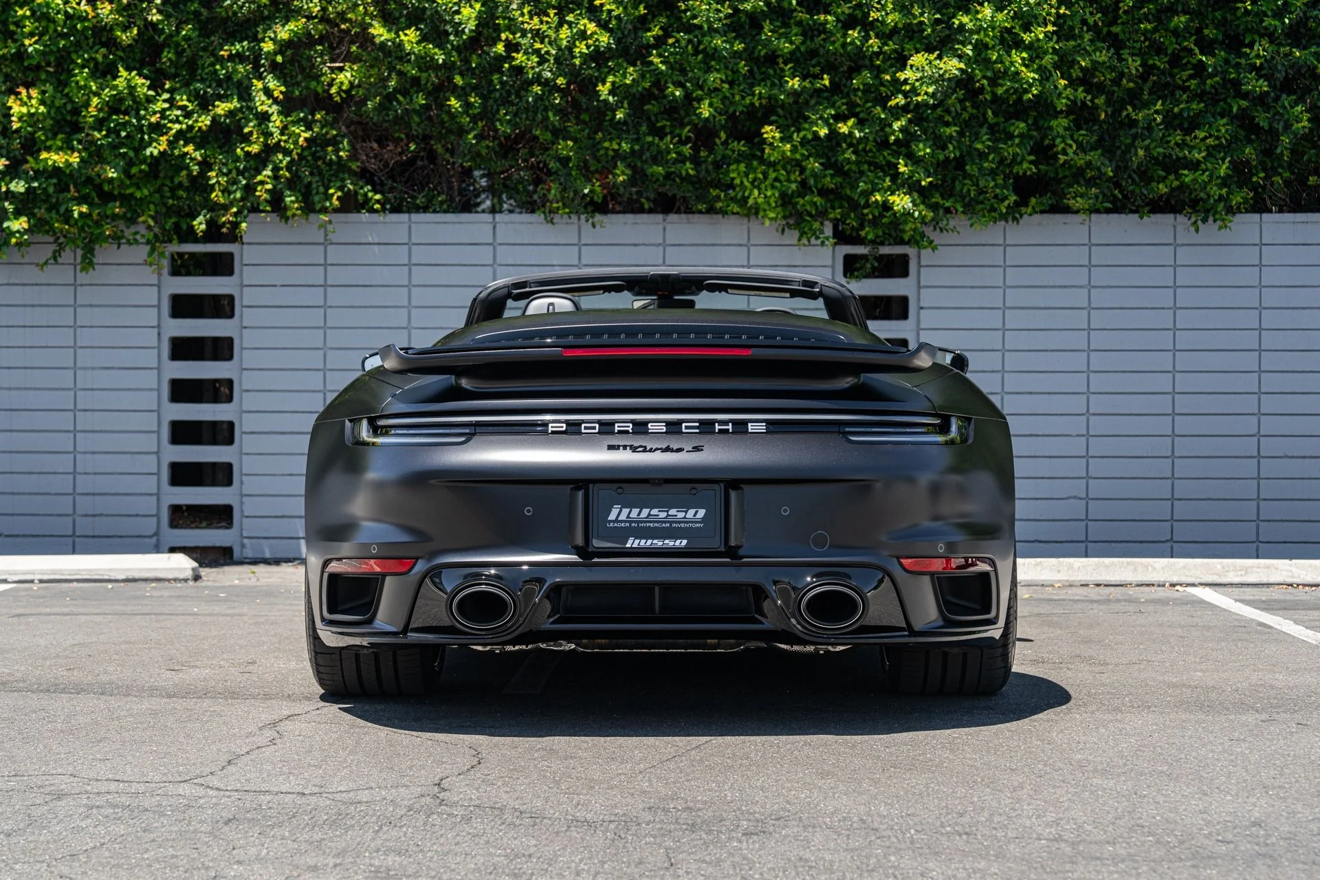 mph026_573752237_Used_2025_Porsche_911_Turbo_S_1753733829_a3d08524af