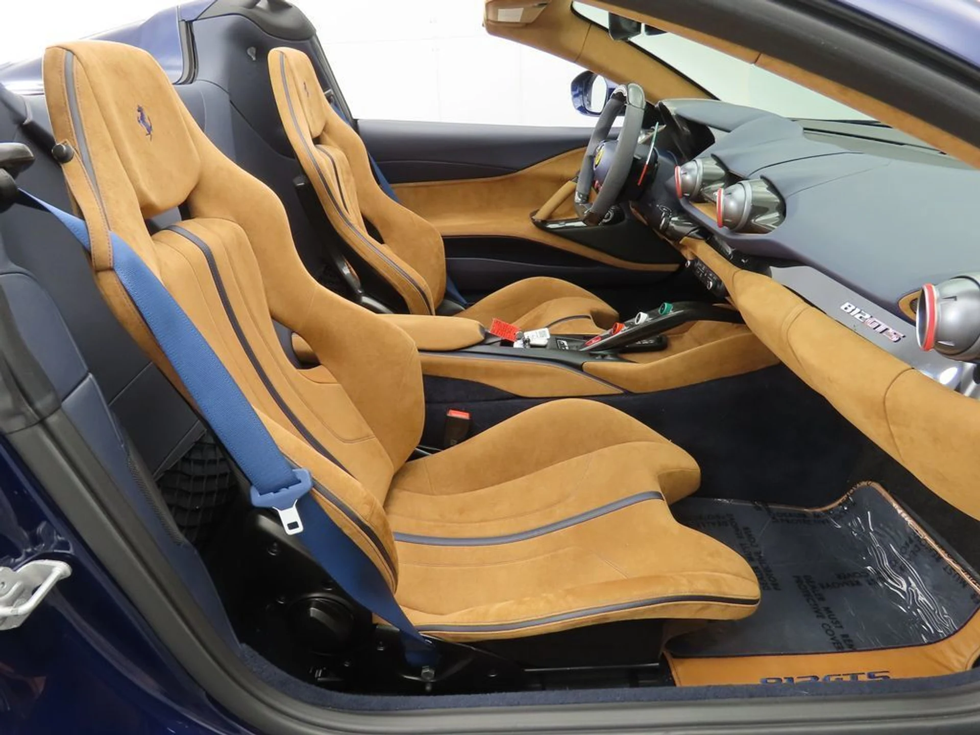 mph026_581461016_used_2021_ferrari_812_gts_convertible_8119_22995244_27_1024_dd6f557c8c