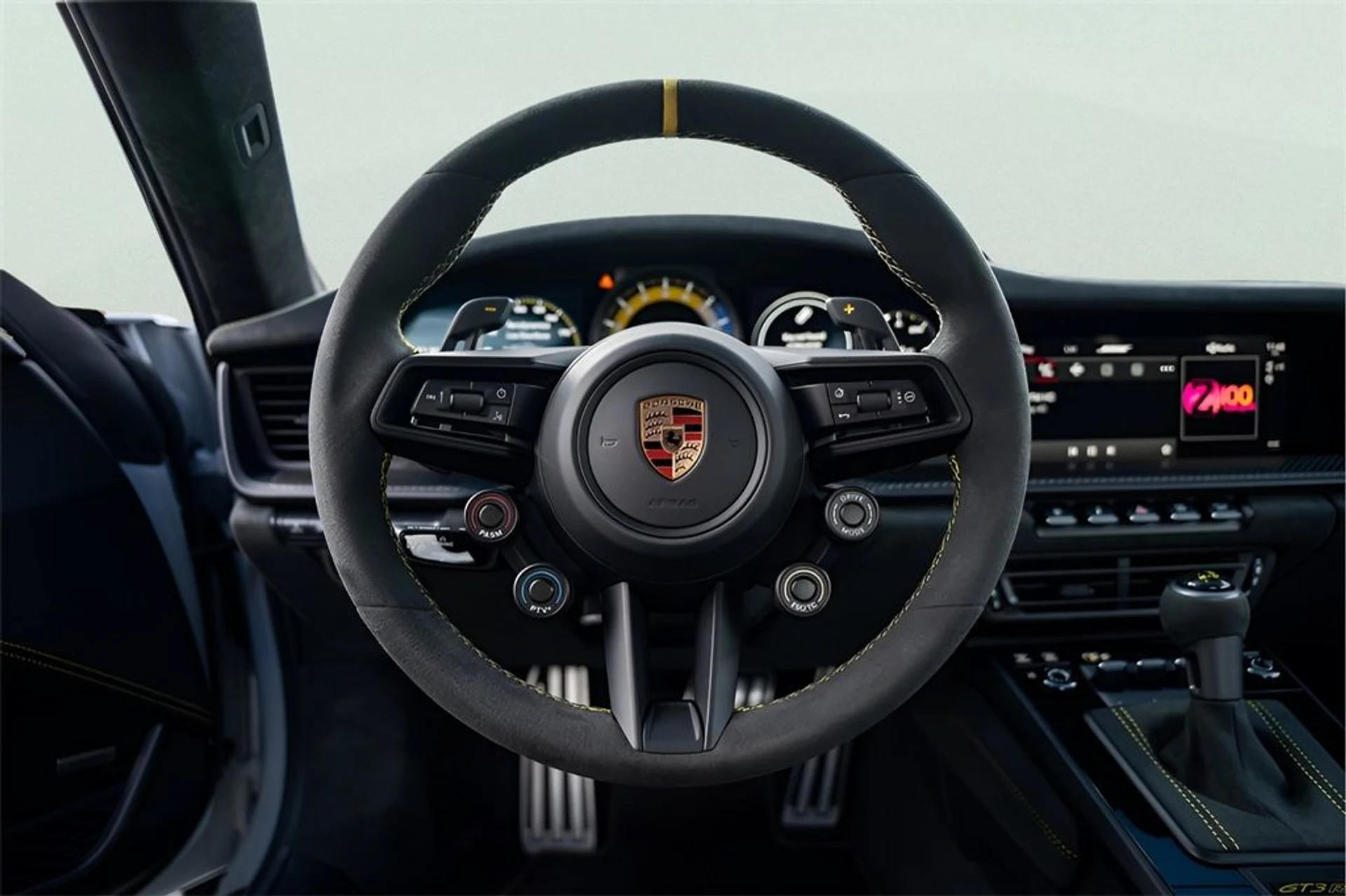 mph026_581752612_image_28_0d7250802e