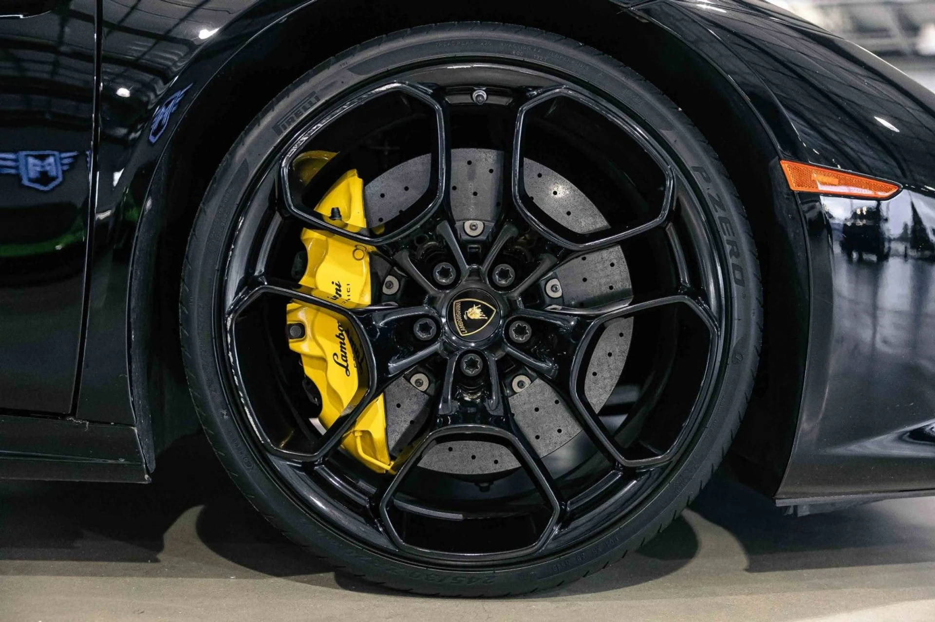 mph026_587013243_PQ_05bf6f1570