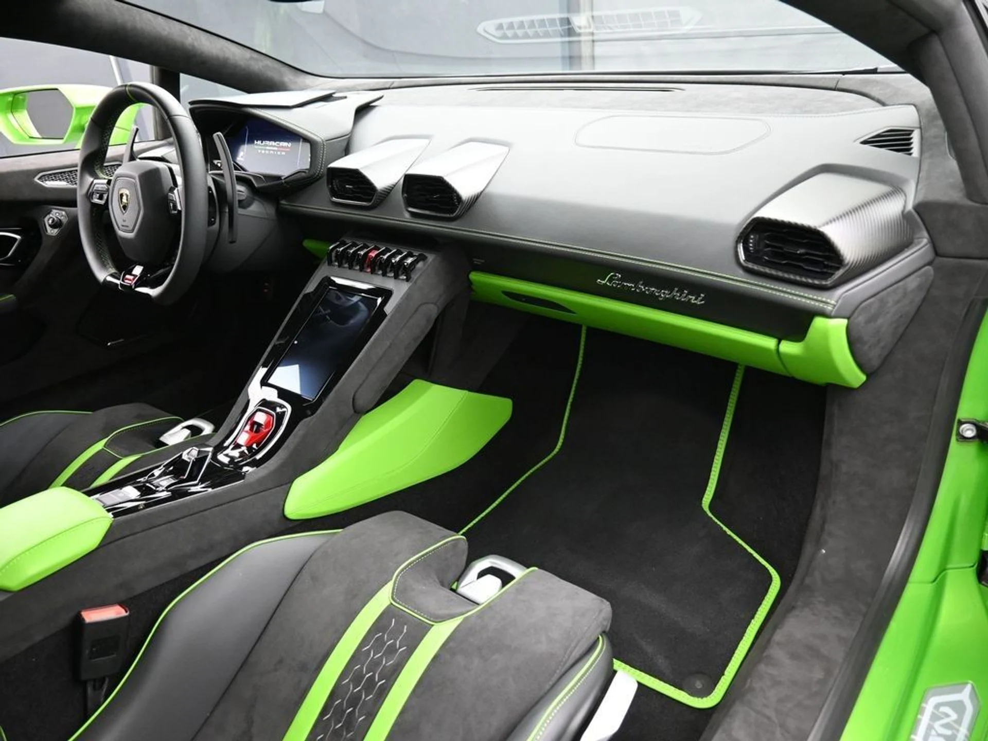 mph026_587070955_image_26_164d5a8ea8