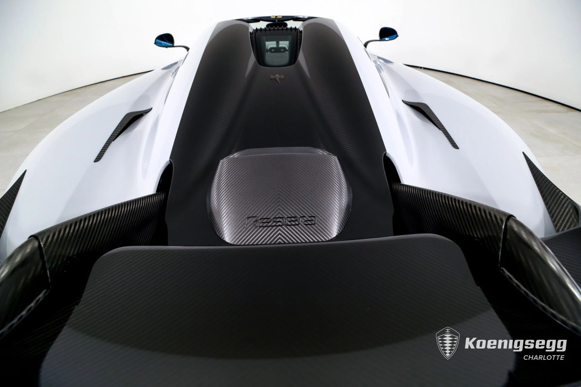 mph026_590306621_Used_2020_KOENIGSEGG_REGERA_1761057076_a704f14225
