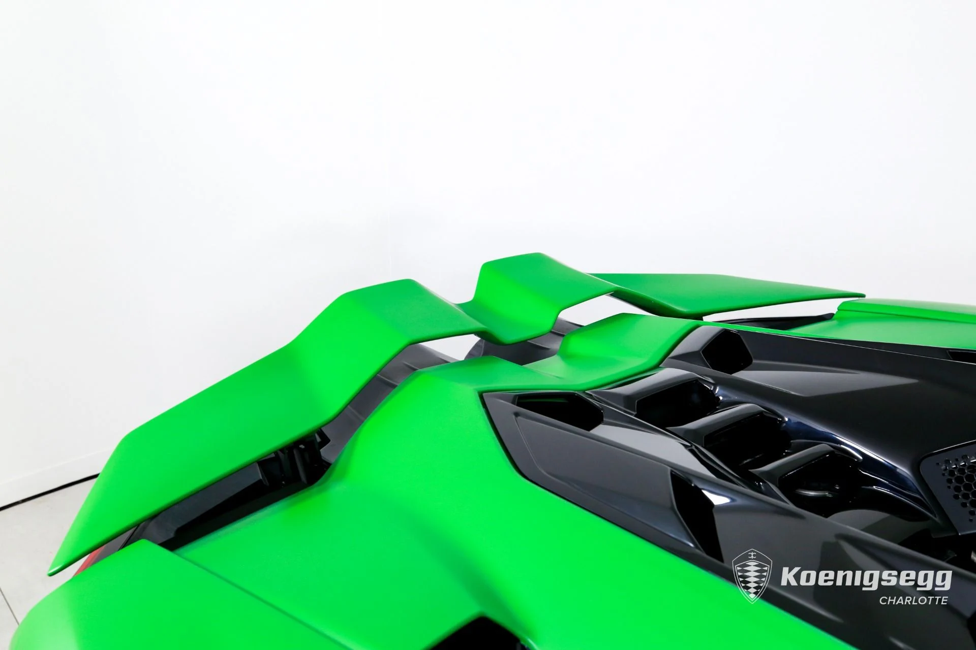 mph026_594737818_Used_2024_Lamborghini_Revuelto_1774640999_e2318b7016