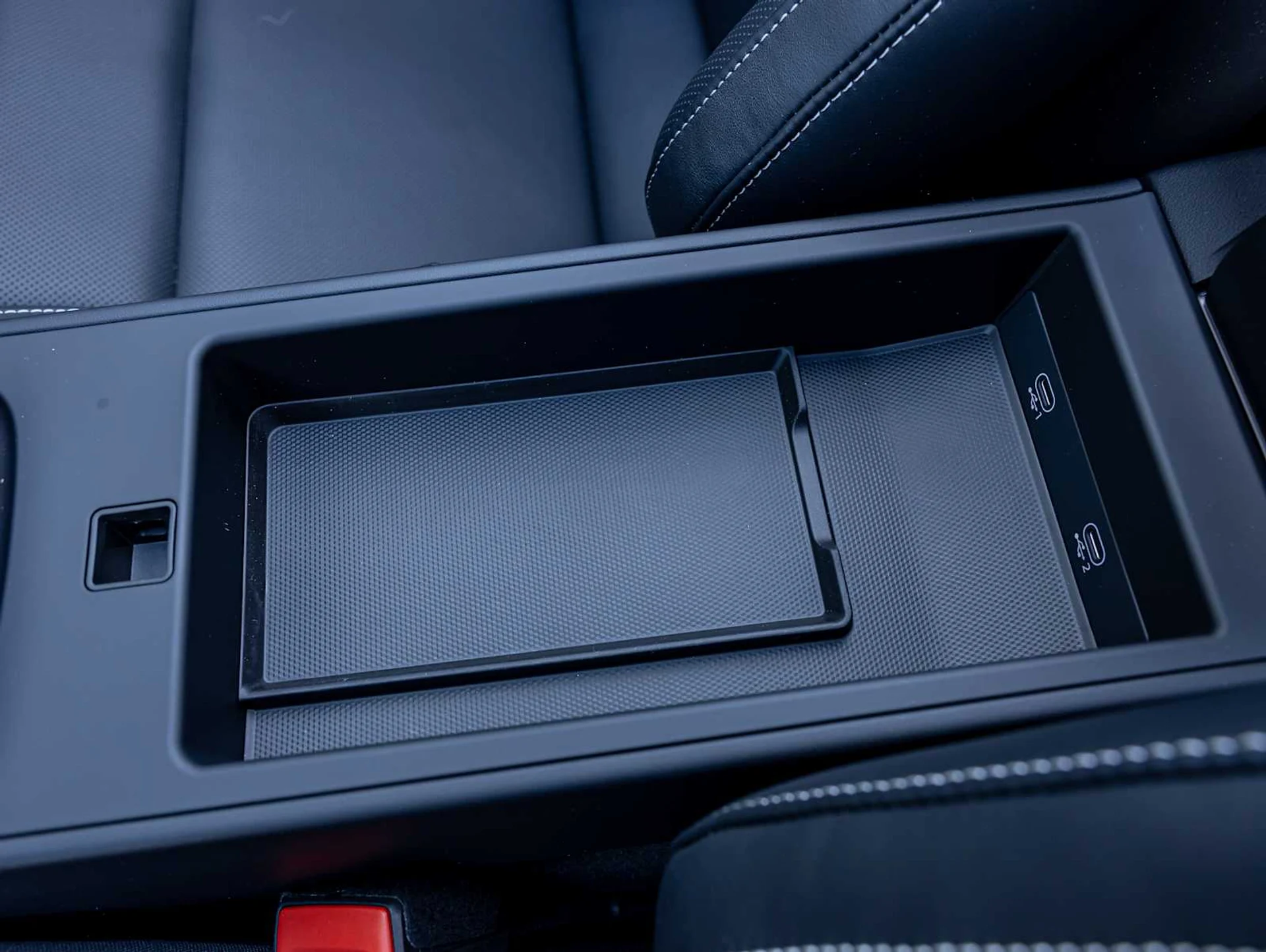 mph026_595882824_1a03904c16e340a814ca3210bde5c546x_24fff62886