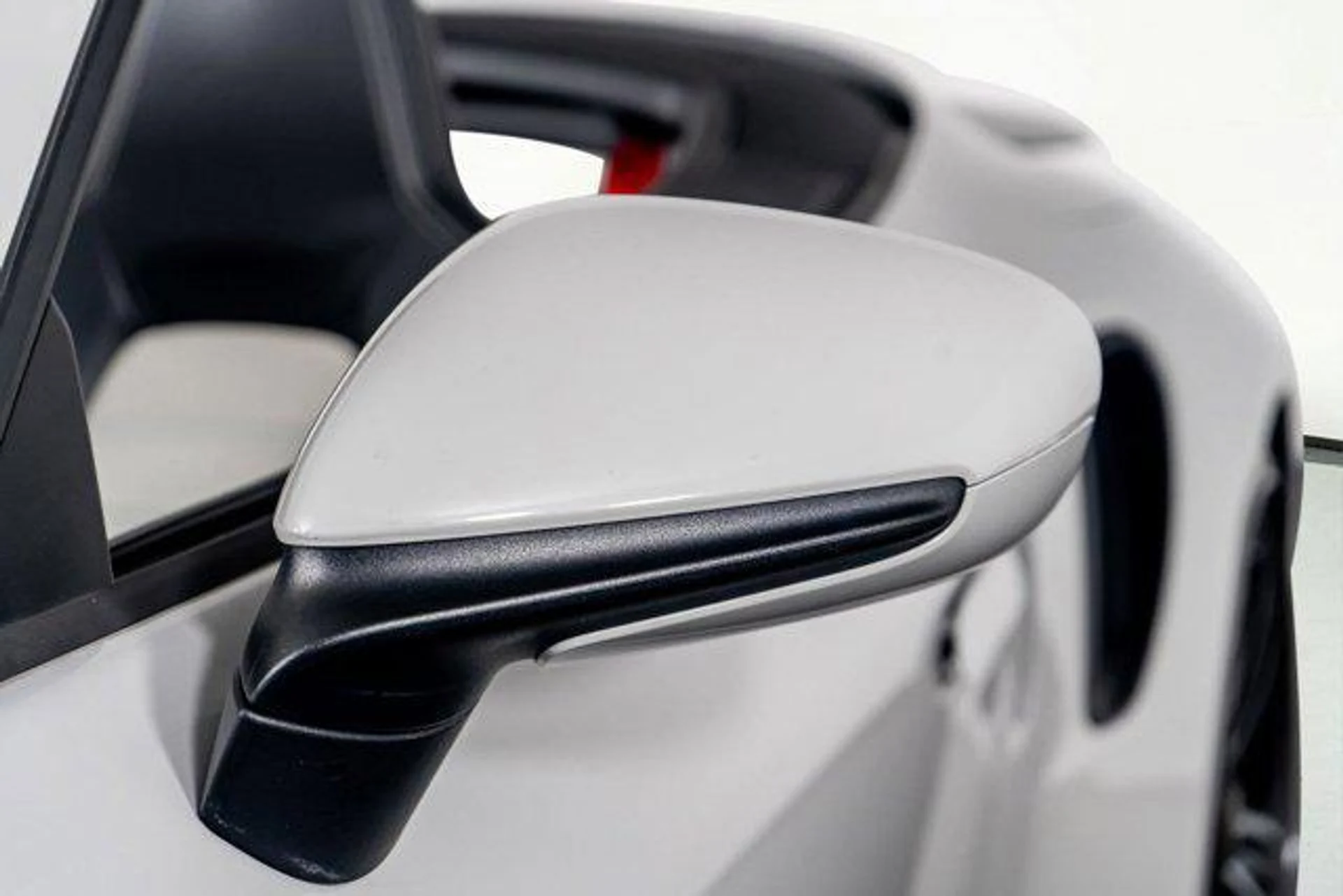 mph026_601308294_pp_I4_V9bek4yav_R2_Bmula4_L_Cj_XY_c476ee2b05