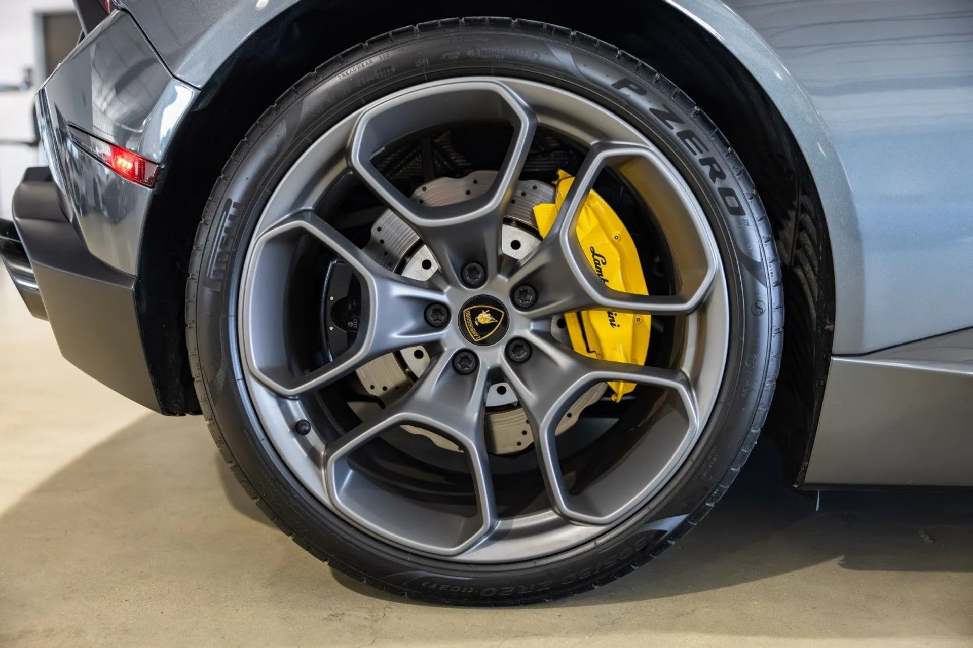 mph026_603692040_ng_905aadb0fb