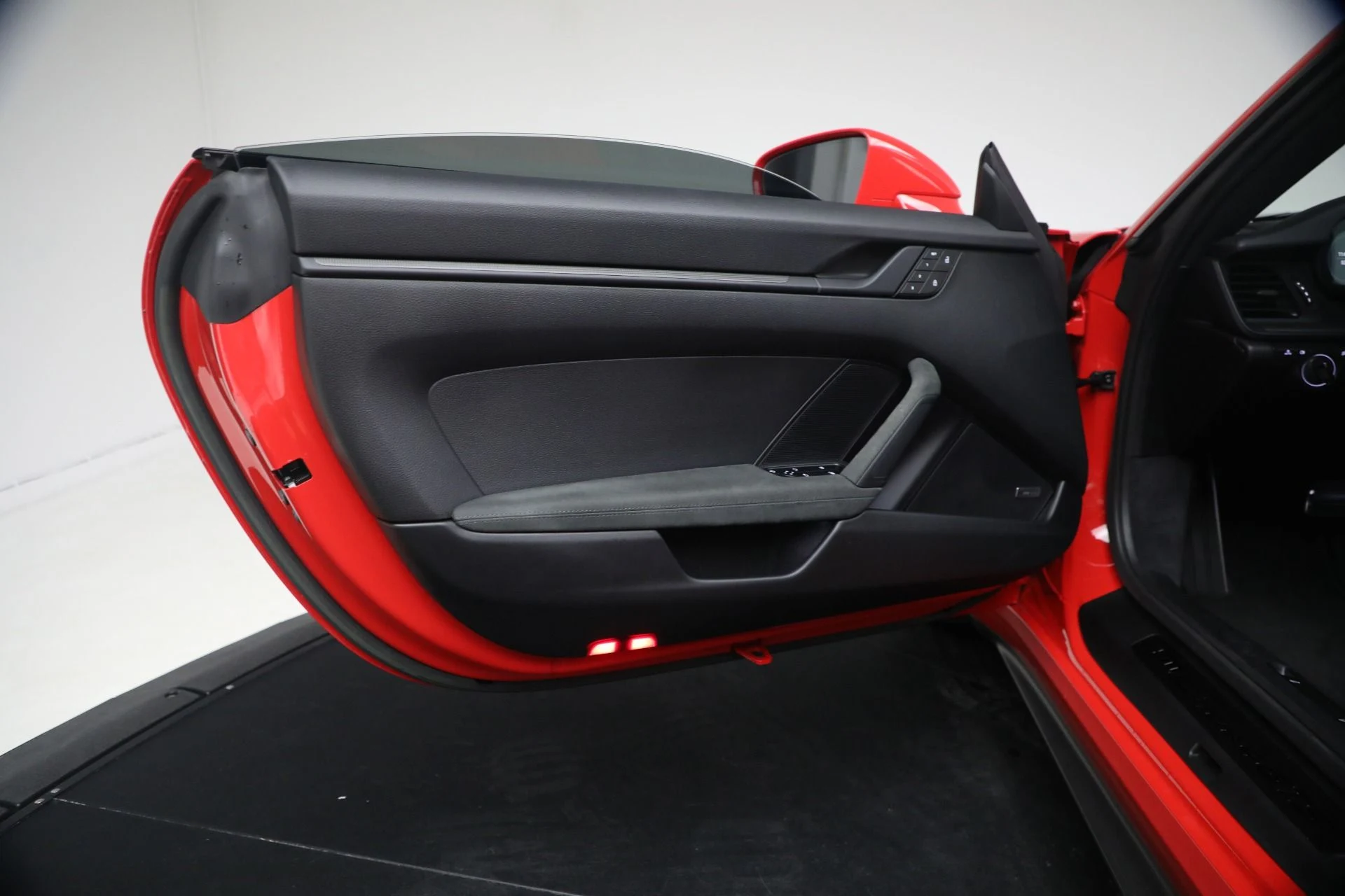 mph026_604559826_Used_2022_Porsche_911_Carrera_4_GTS_1775578385_bc6606b909