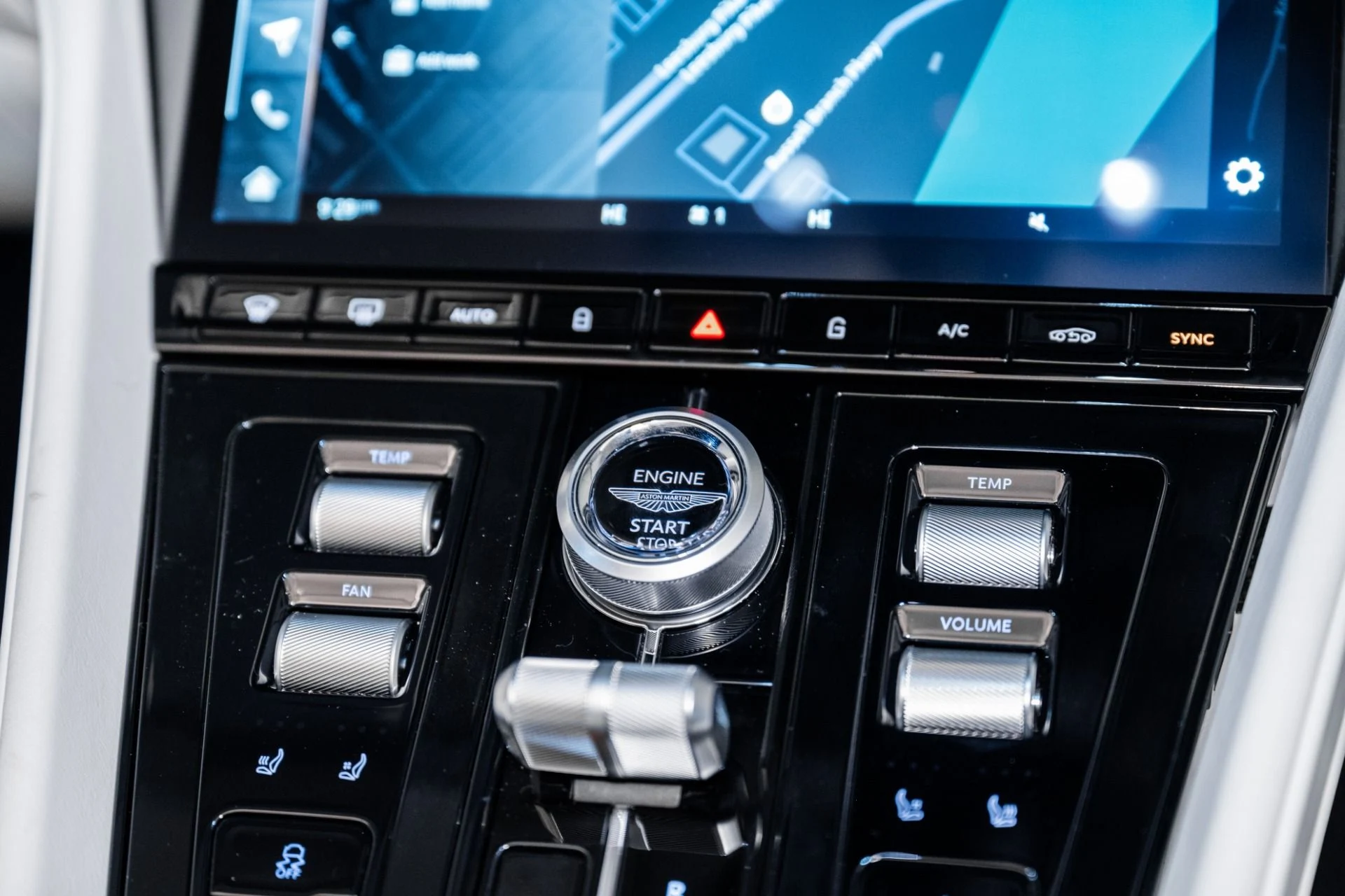 mph026_606087467_Used_2025_Aston_Martin_DB_12_Volante_1741214270_92b38aa8db