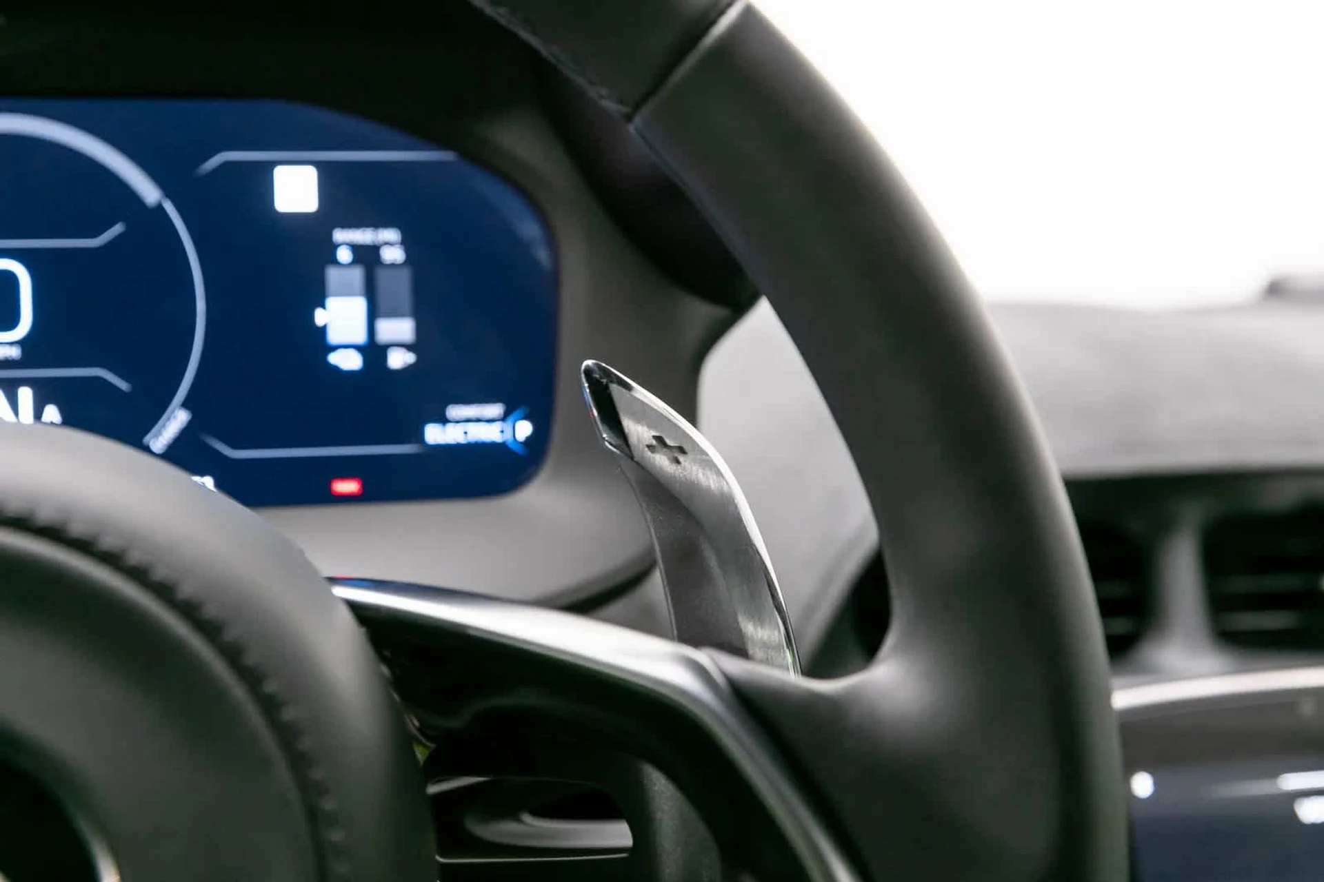 mph026_613916583_27_a652883bc5