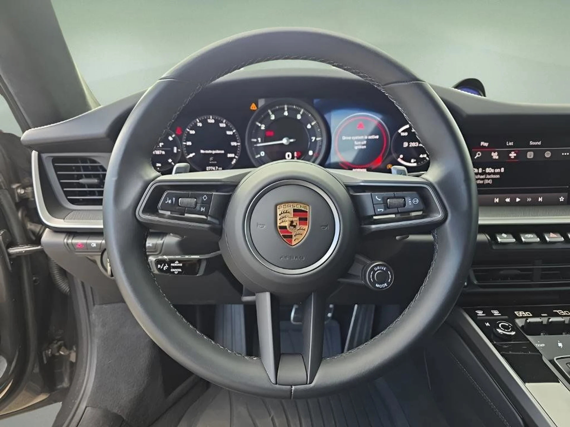 mph026_616296992_e3c863a471fd4e9fa42232a5aad8699e_e2bd00d556