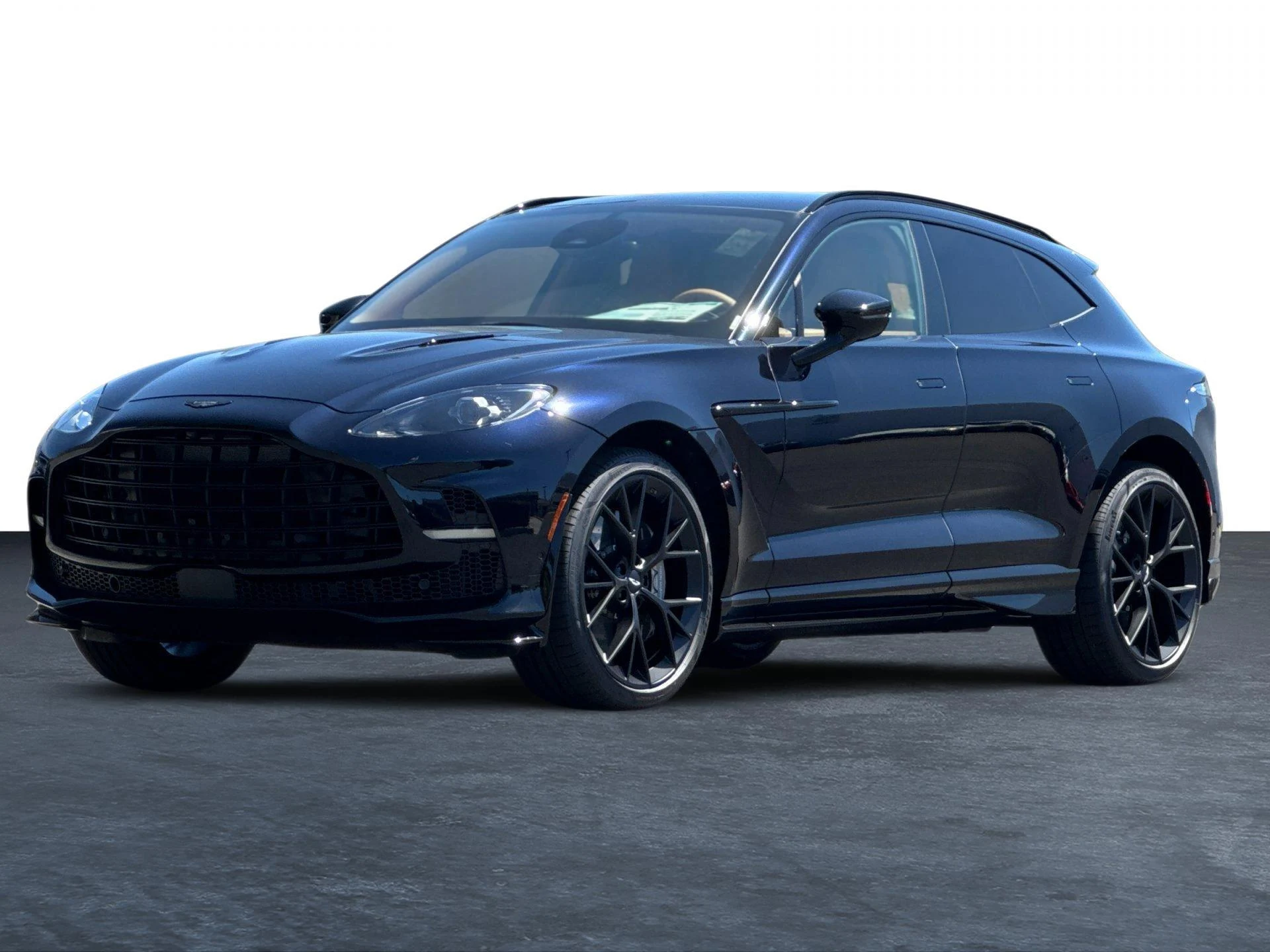 mph026_616670714_New_2025_Aston_Martin_DBX_707_1754468423_2d02b86ccc