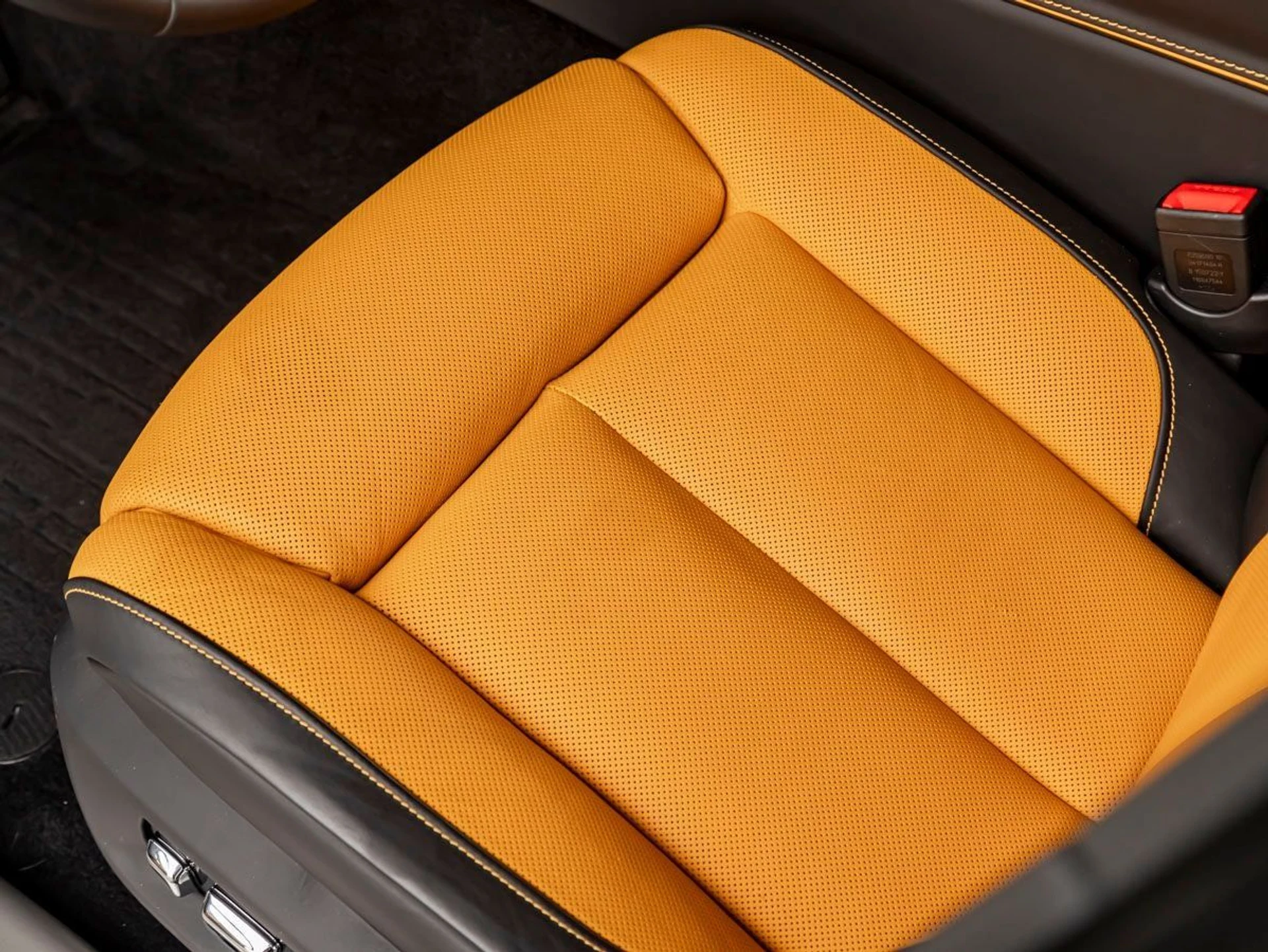 mph026_620077523_27_2cfb1f490c