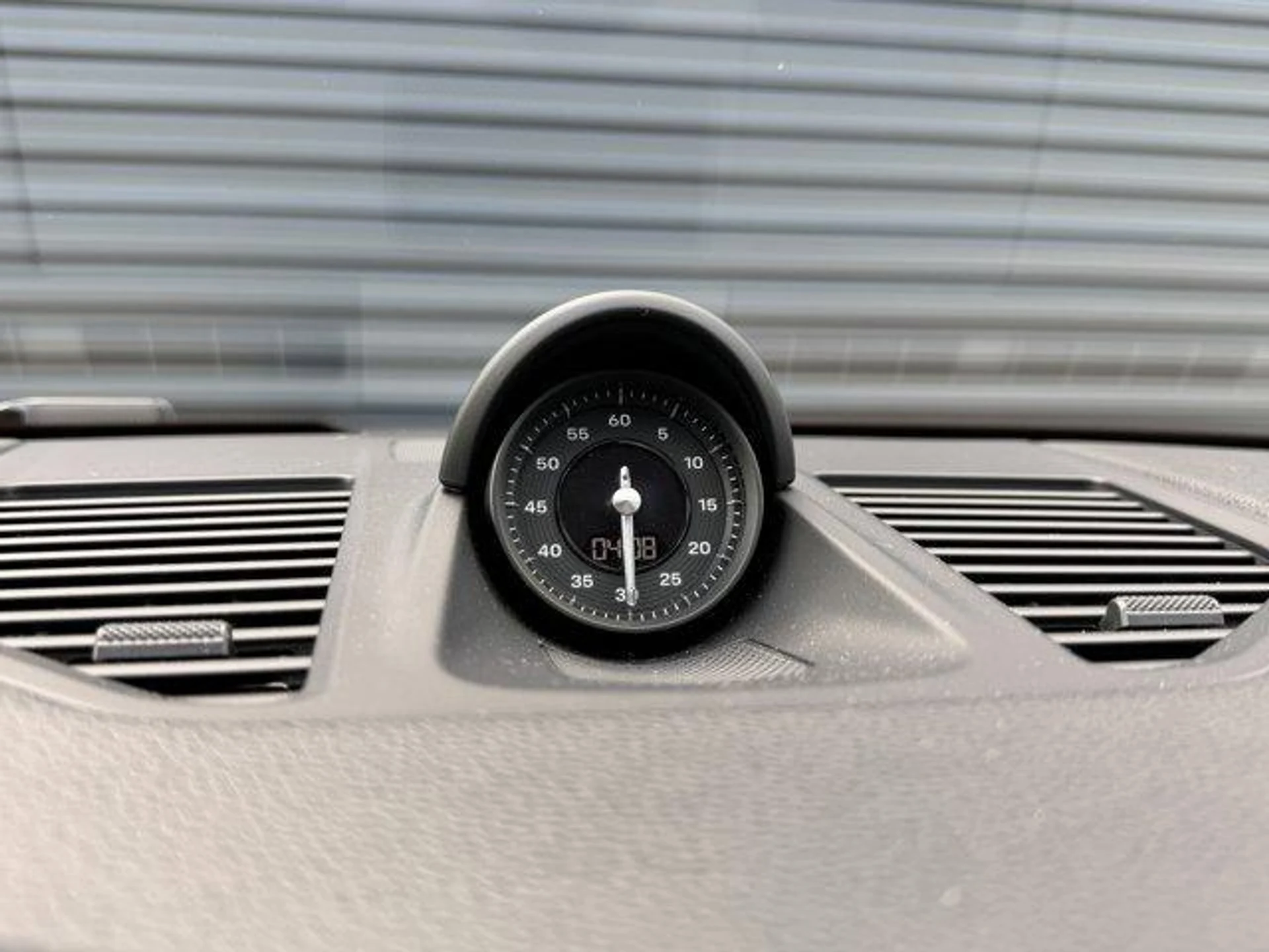 mph026_625125354_62_O7xez_Gq_T4_Ov1_V_Jc_Cx82j_V2p_Bo_a95448d9b4