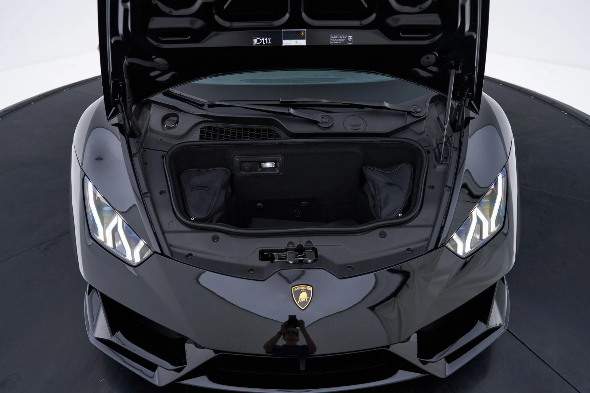 mph026_625845428_Used_2024_Lamborghini_Huracan_1793135560_f14a88fbd6
