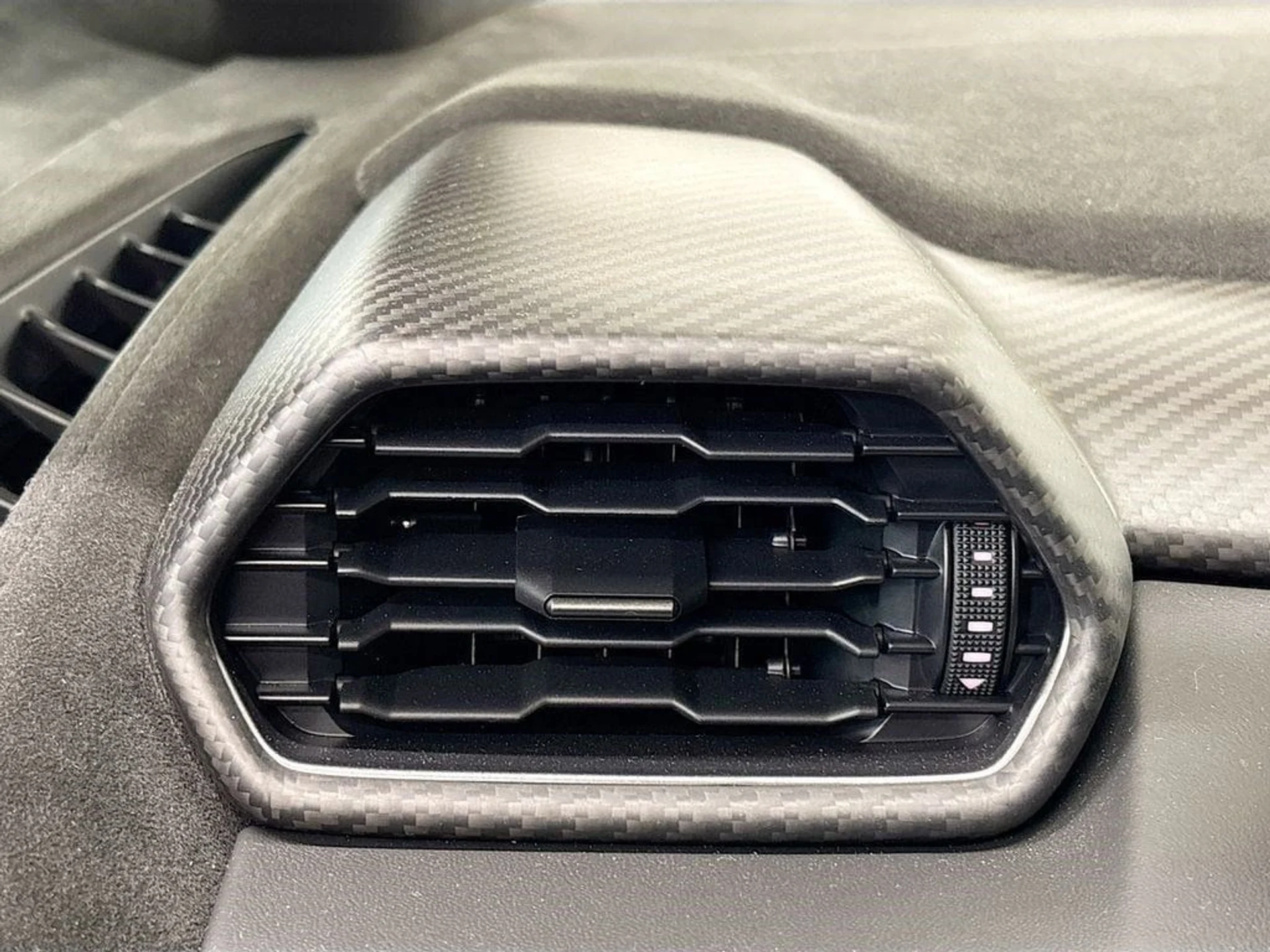 mph026_627831905_cba0b5f769264dbc910b91758a6b9ad6_ad649e07ae