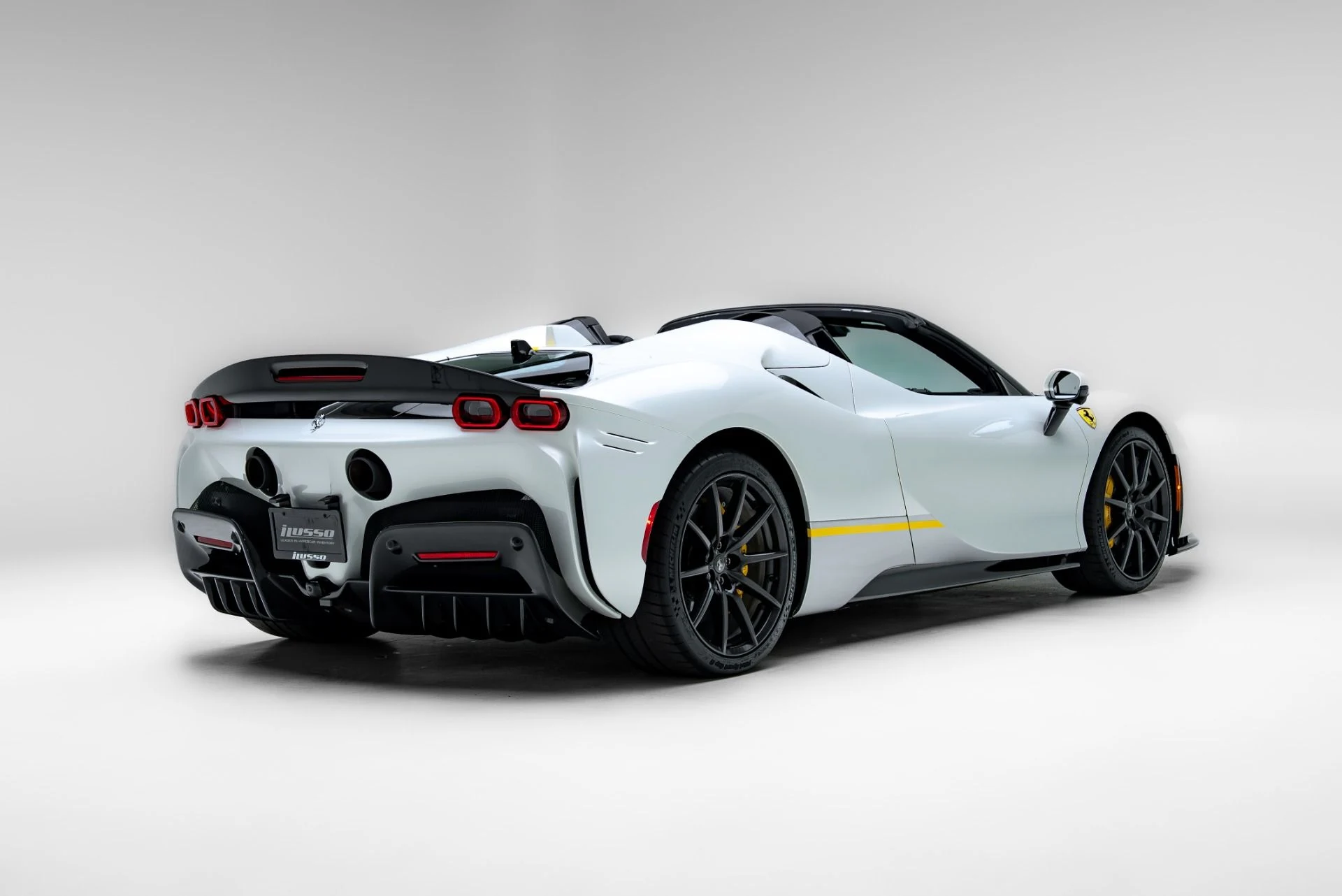 mph026_633387302_Used_2024_Ferrari_SF_90_Spider_1777485078_3d2a11b2a2