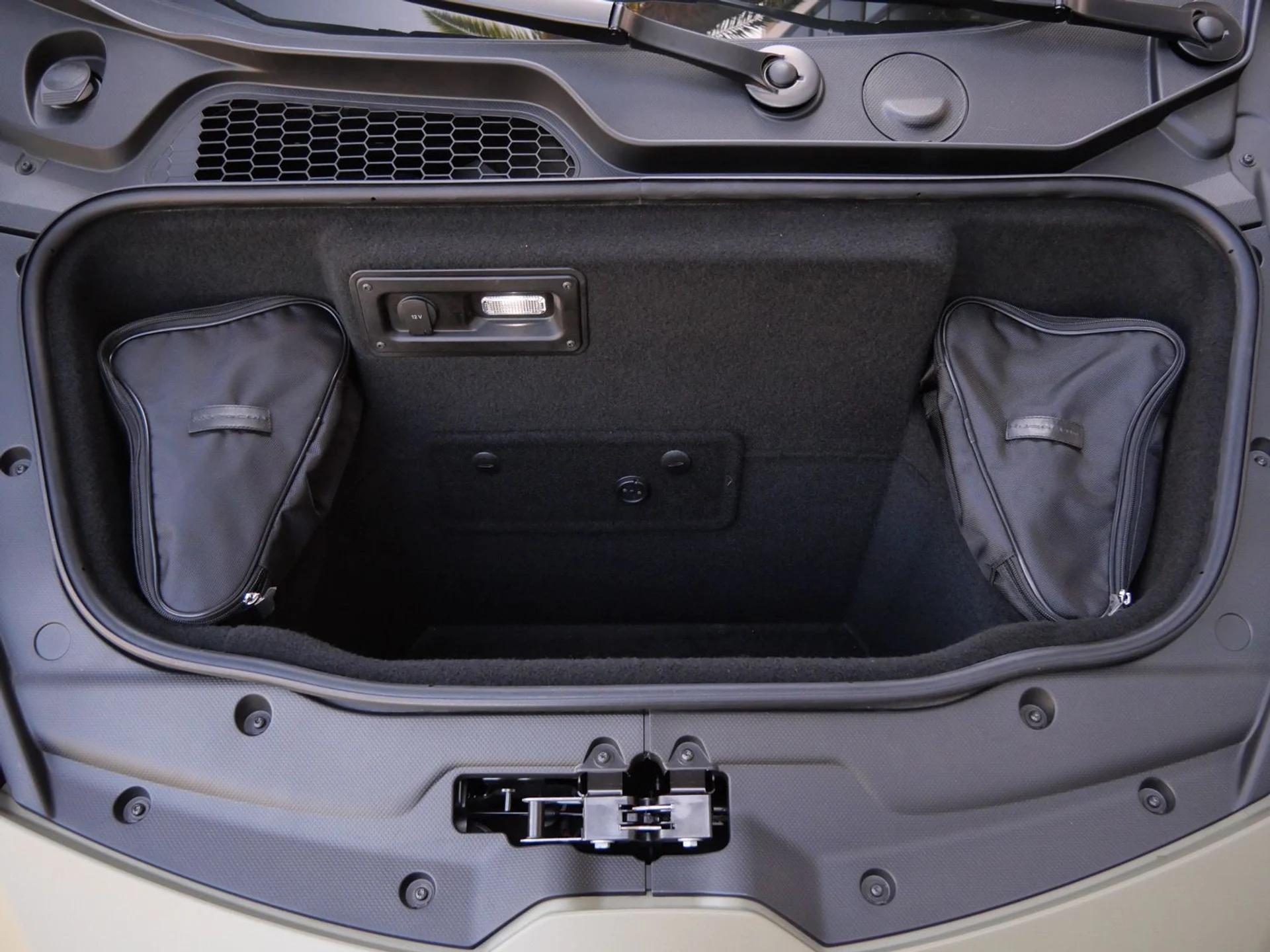 mph026_641433855_29bb0477490c3aad57cca578546ef7e7x_b53c55af00