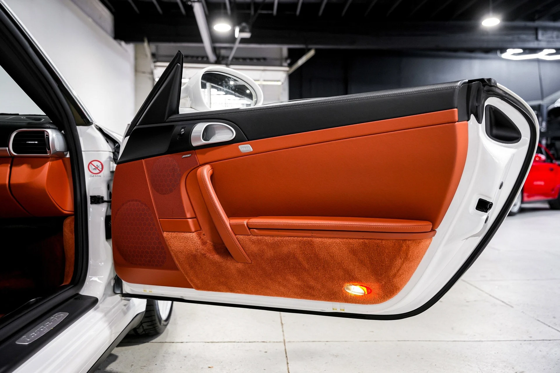 mph026_653591213_cd773e8b9a77da5b611d89809c865a03x_e2245dc3c1