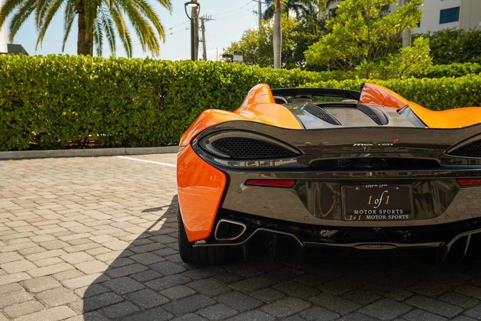 mph026_654856949_used_2018_mclaren_570s_spider_14354_22891400_27_1024_07e1a75eb9
