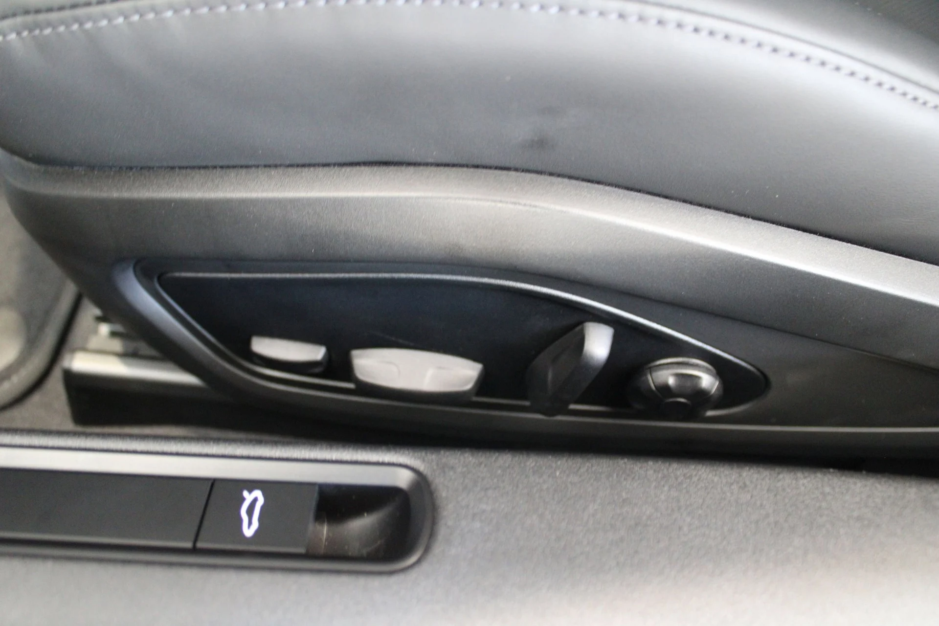 mph026_662322970_1a241d9068996ca25359e8b8fe903f12x_892e21a5f6