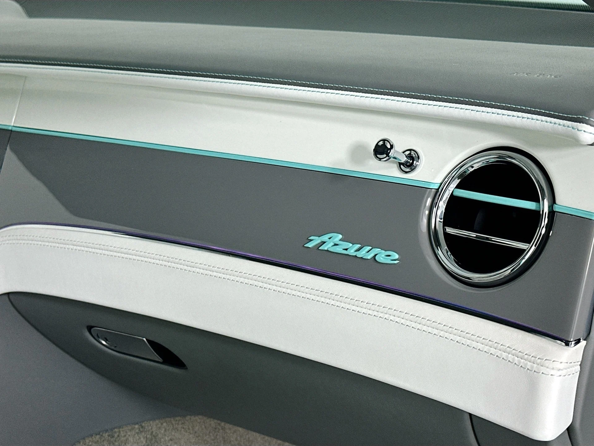 mph026_667000705_27_2e222c1150