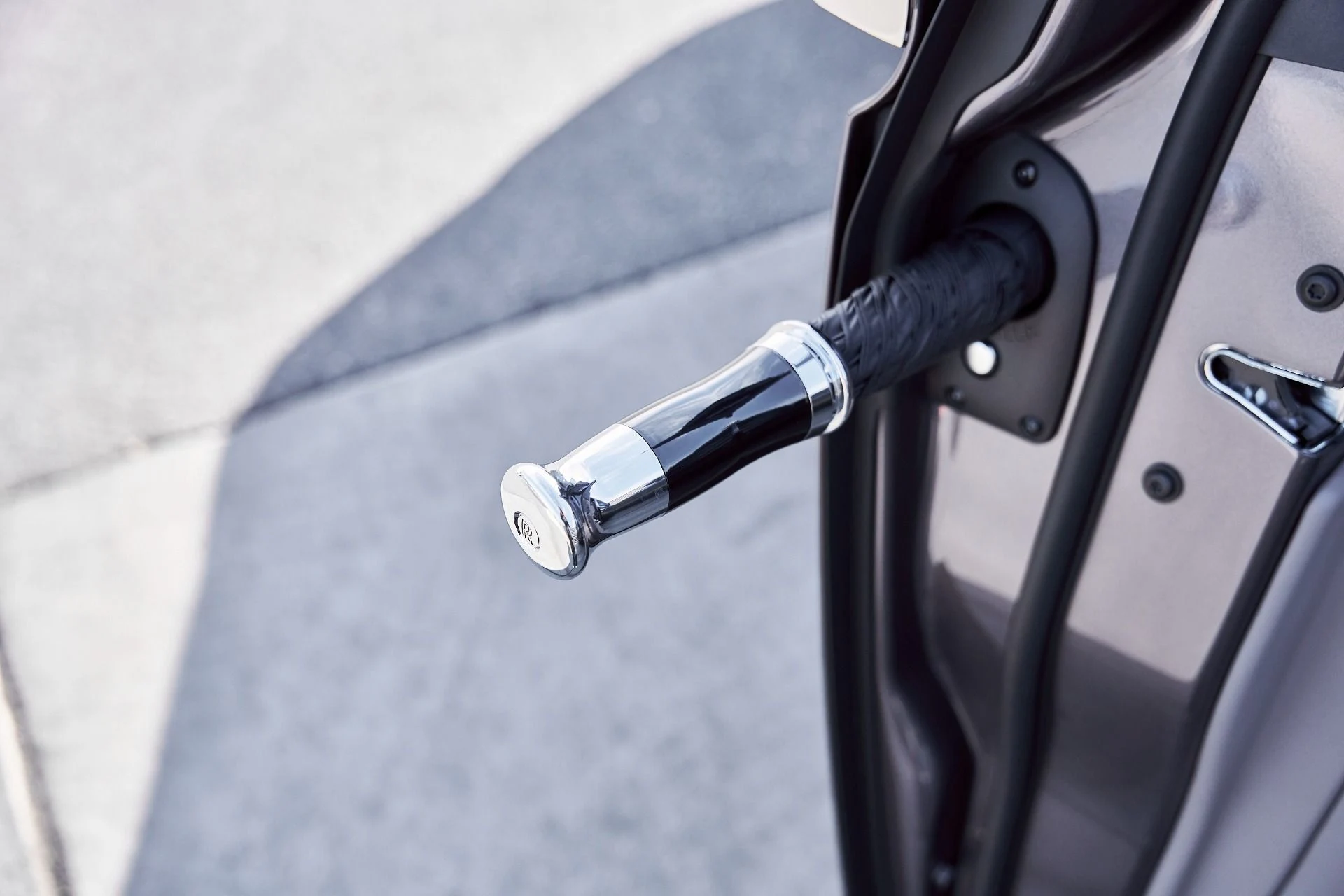 mph026_670953166_Used_2025_Rolls_Royce_Phantom_Base_1769480901_06250ad38d